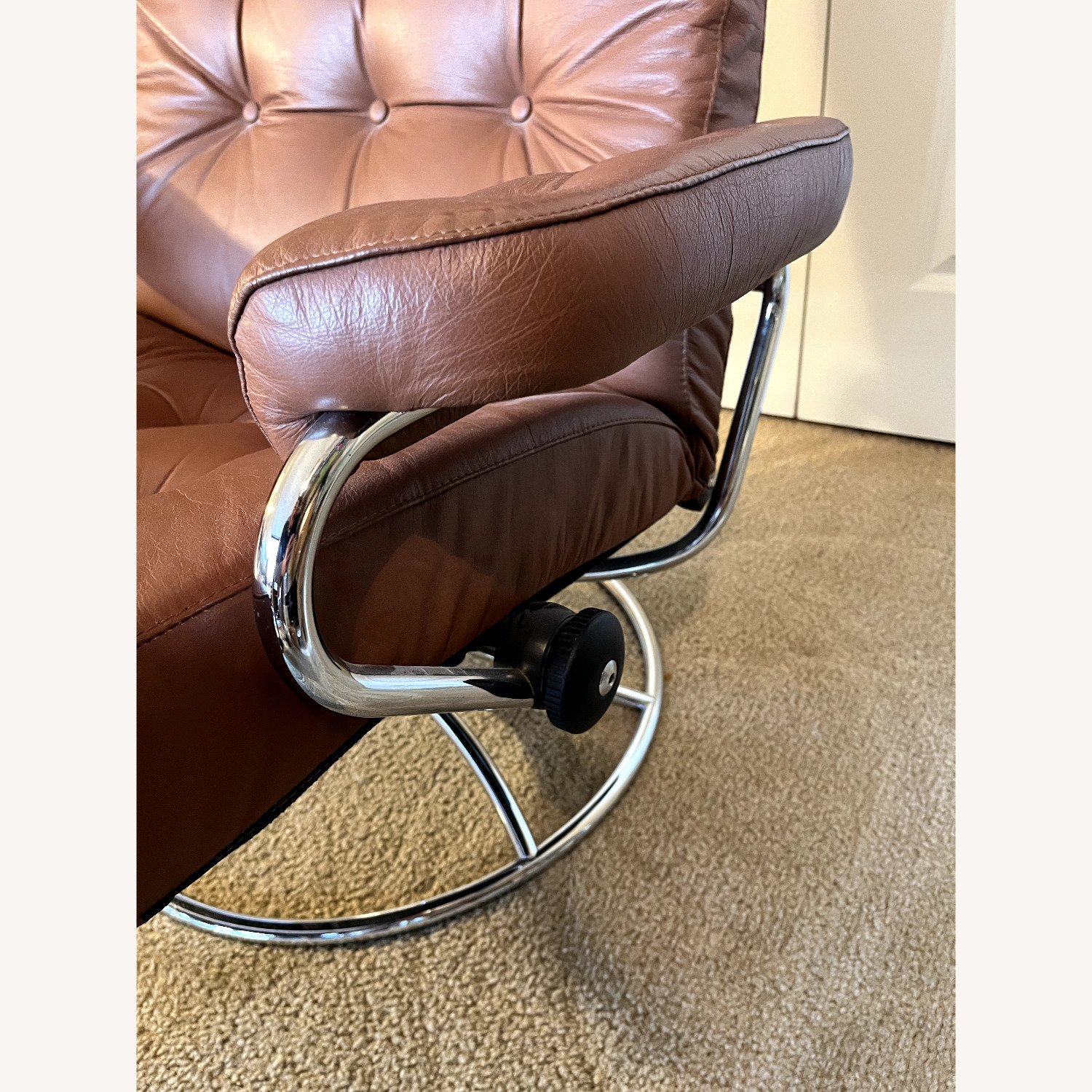 Ekornes Recliner and Ottoman - image-7