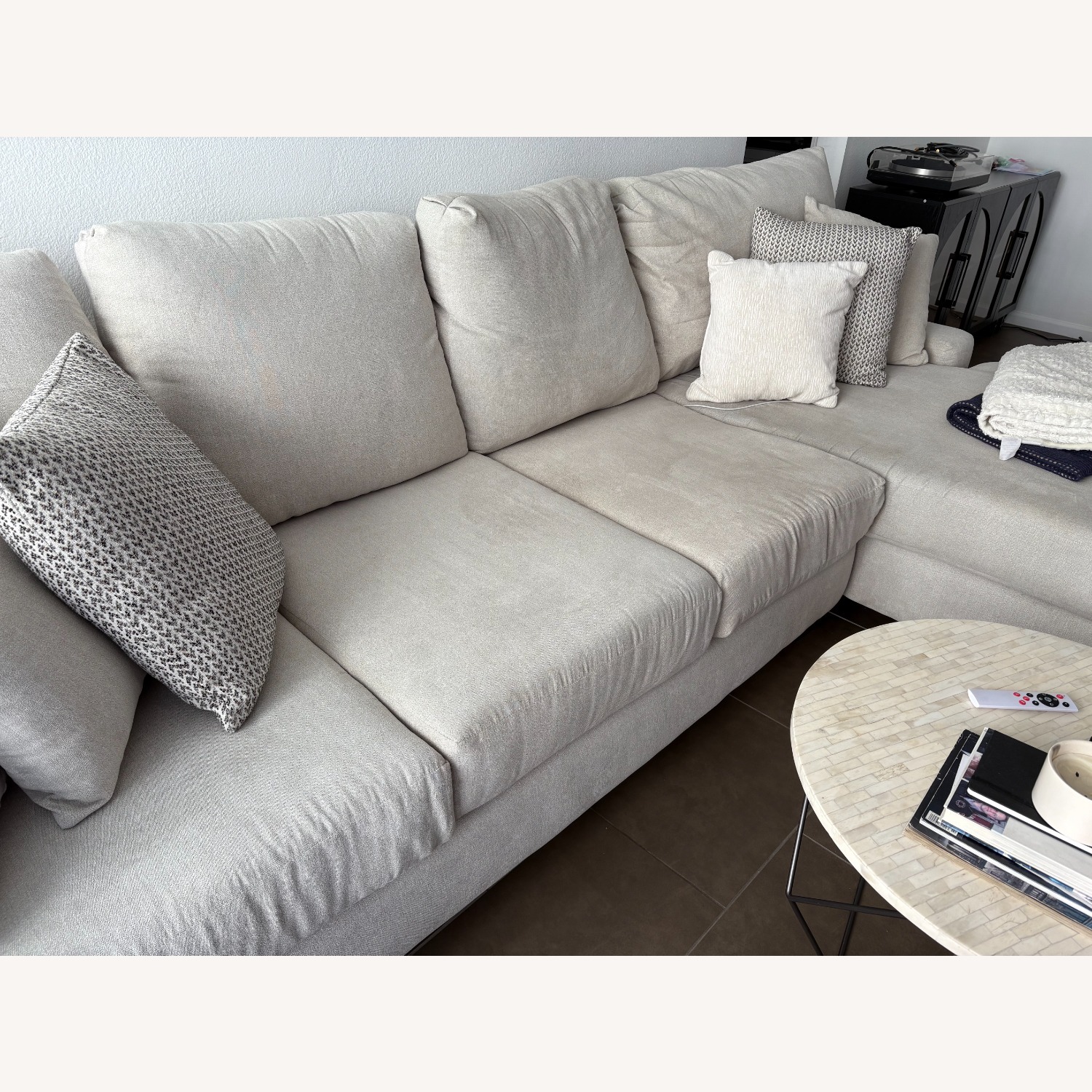 Living Spaces Harper Foam II Sectional - image-2