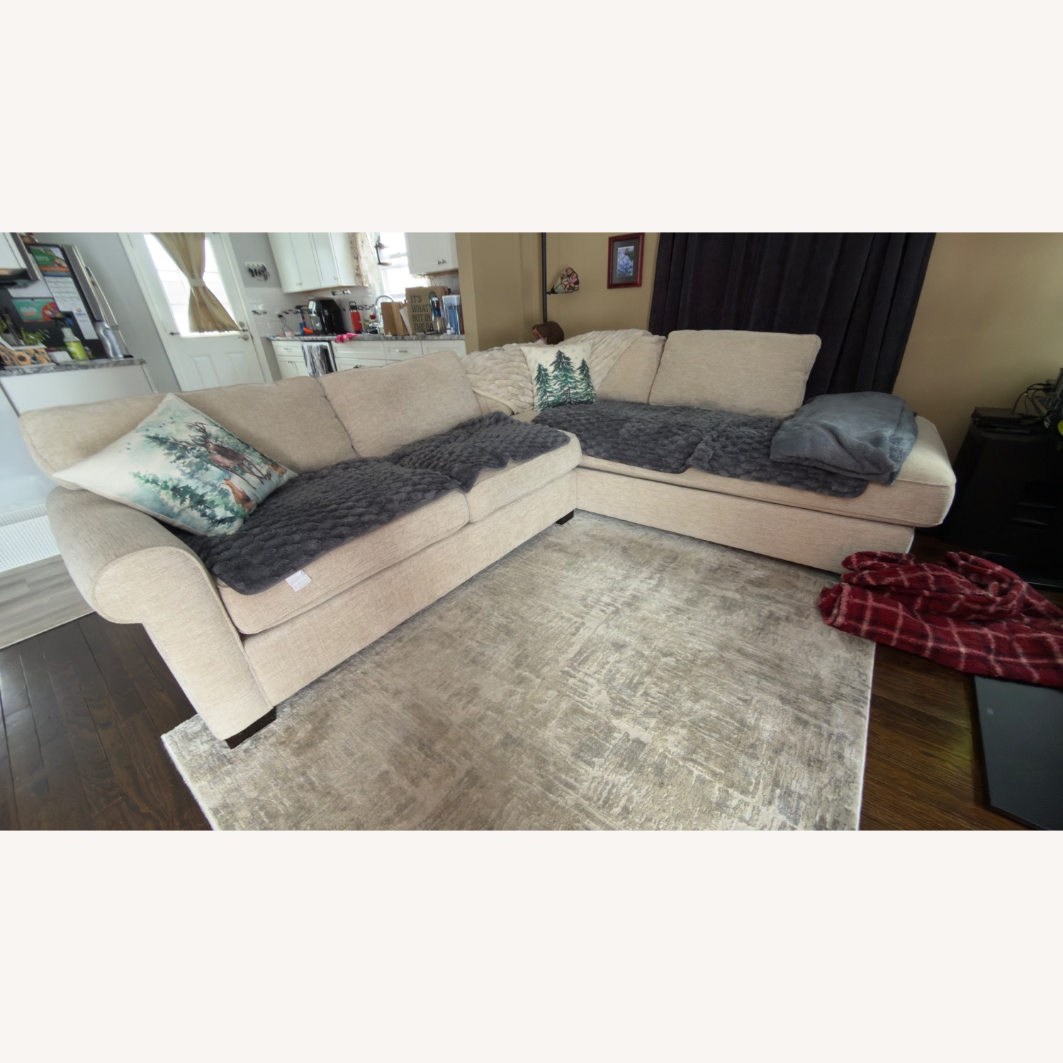 Jordan’s Furniture Sectional Sofa - image-2