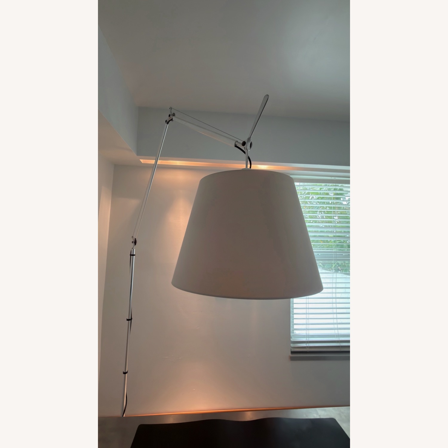 Tolomeo with 17" alumininum Shade - image-6