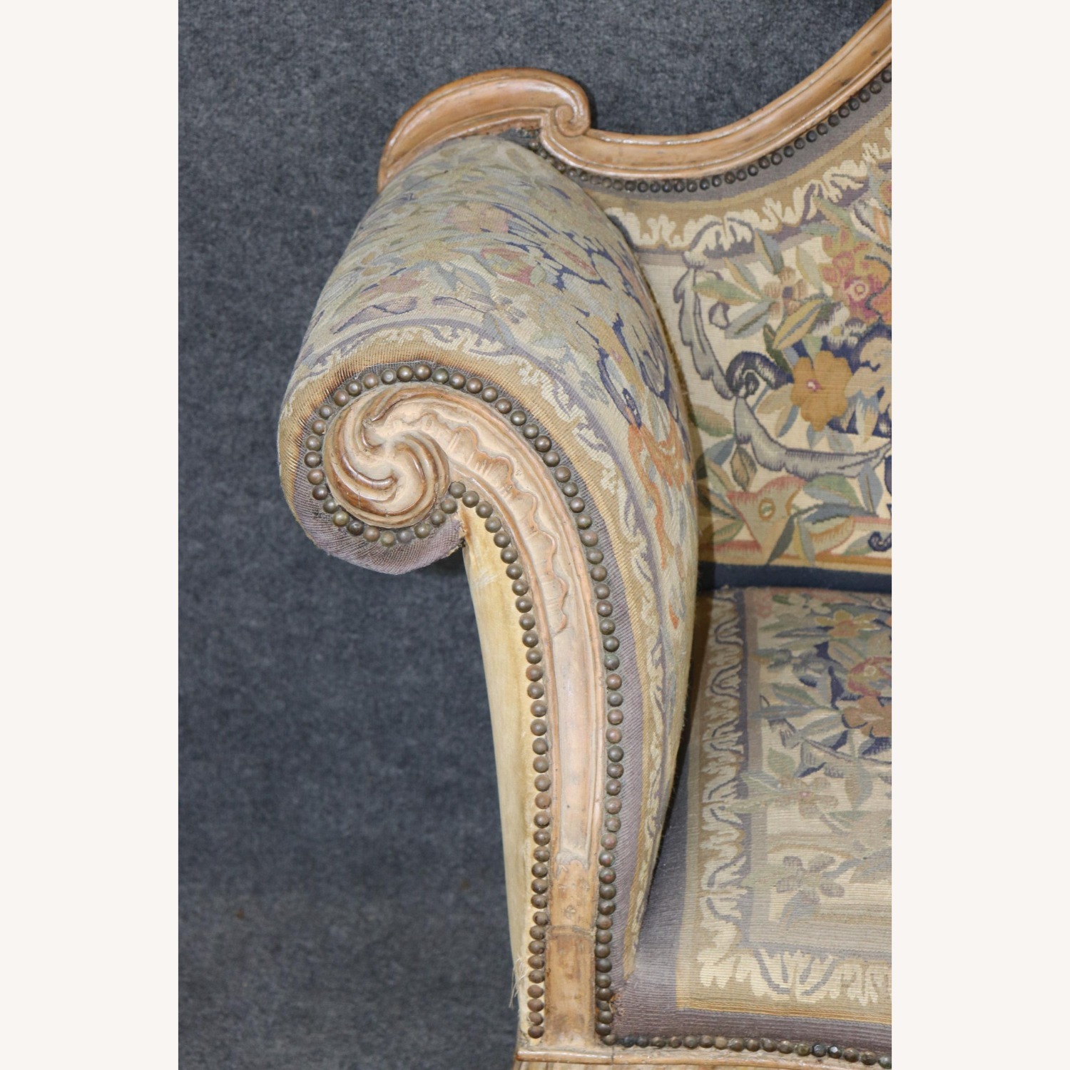 18th Century French Louis XV Needlepoint Settee  - image-9