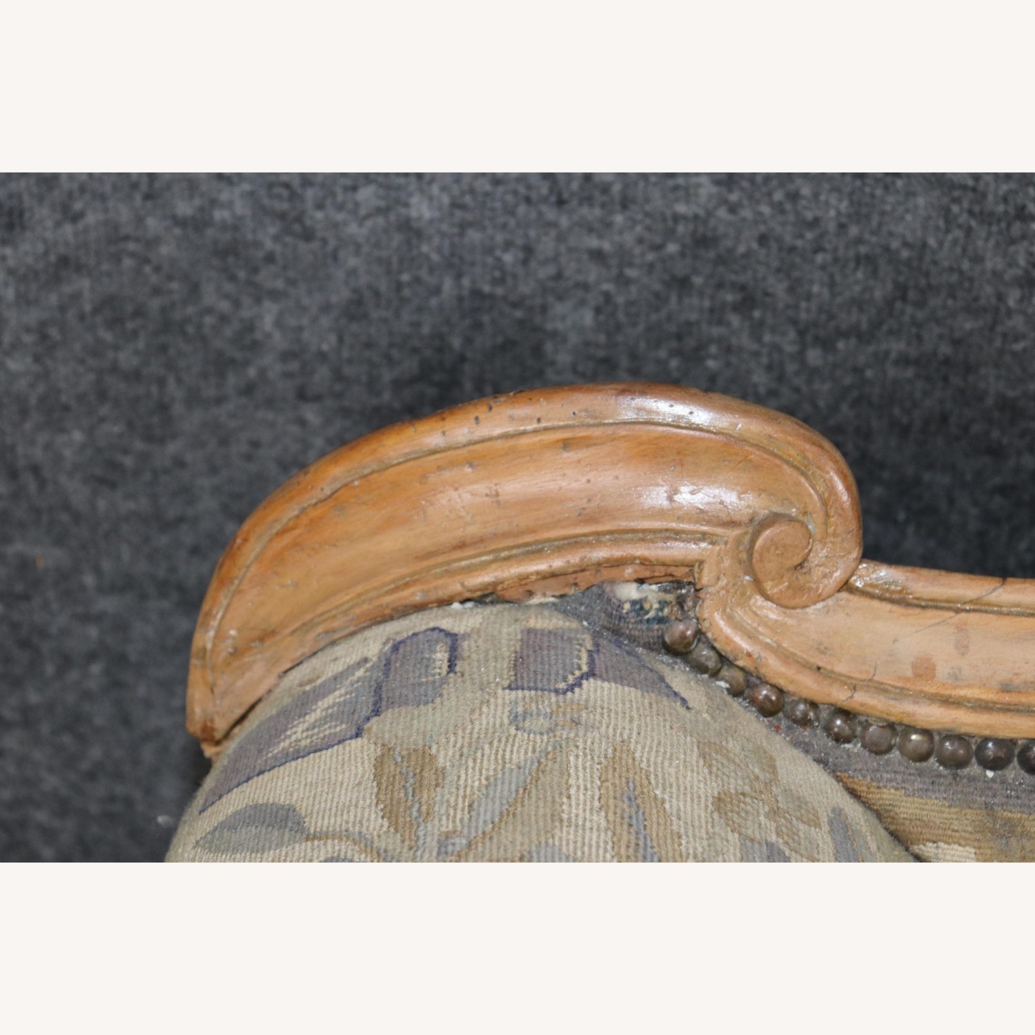 18th Century French Louis XV Needlepoint Settee  - image-2