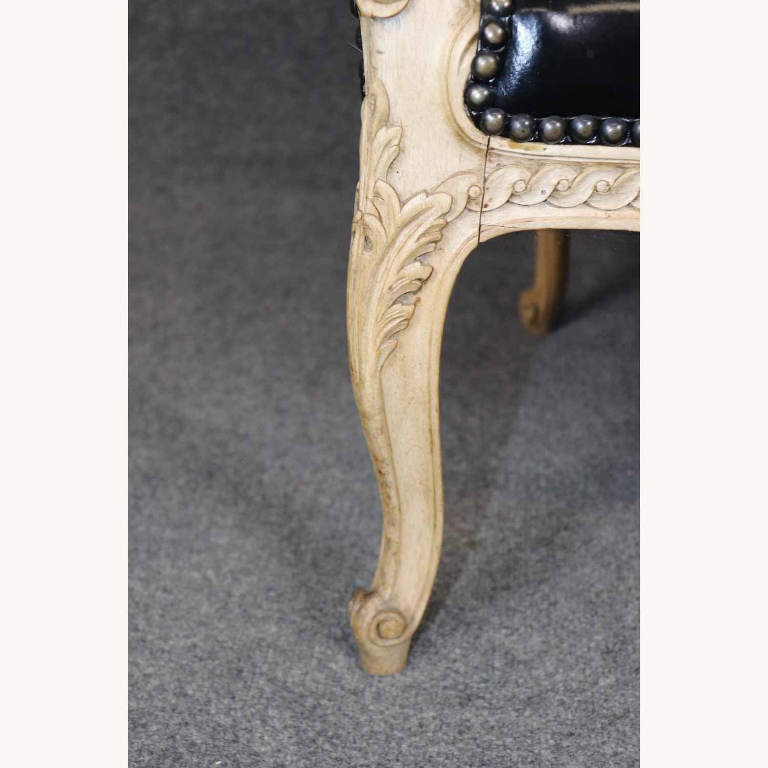 Antique Louis XV Leather Upholstered Carved Settee - image-5