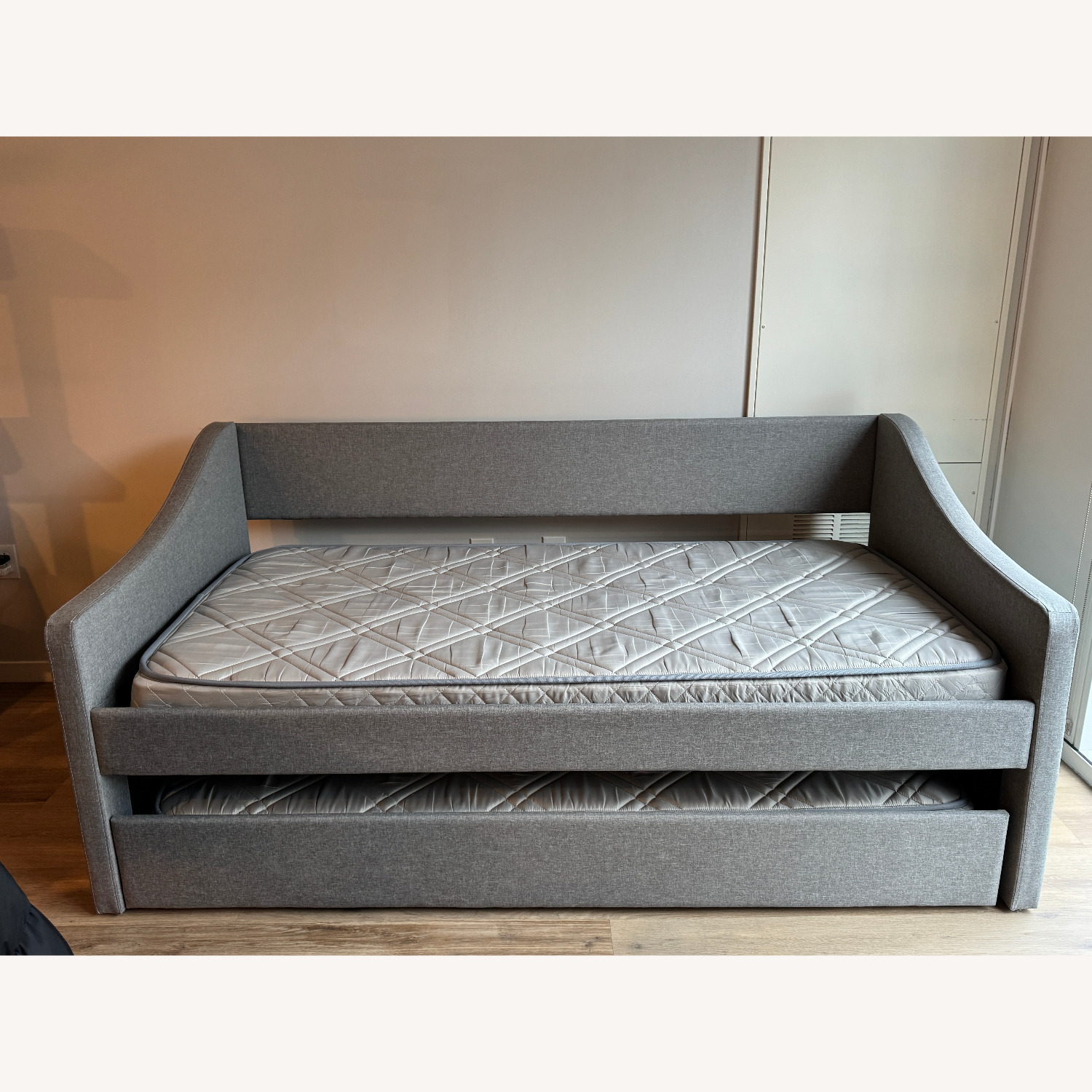 Wayfair Lark Manor Twin Daybed & Pull-Out Trundle - image-4