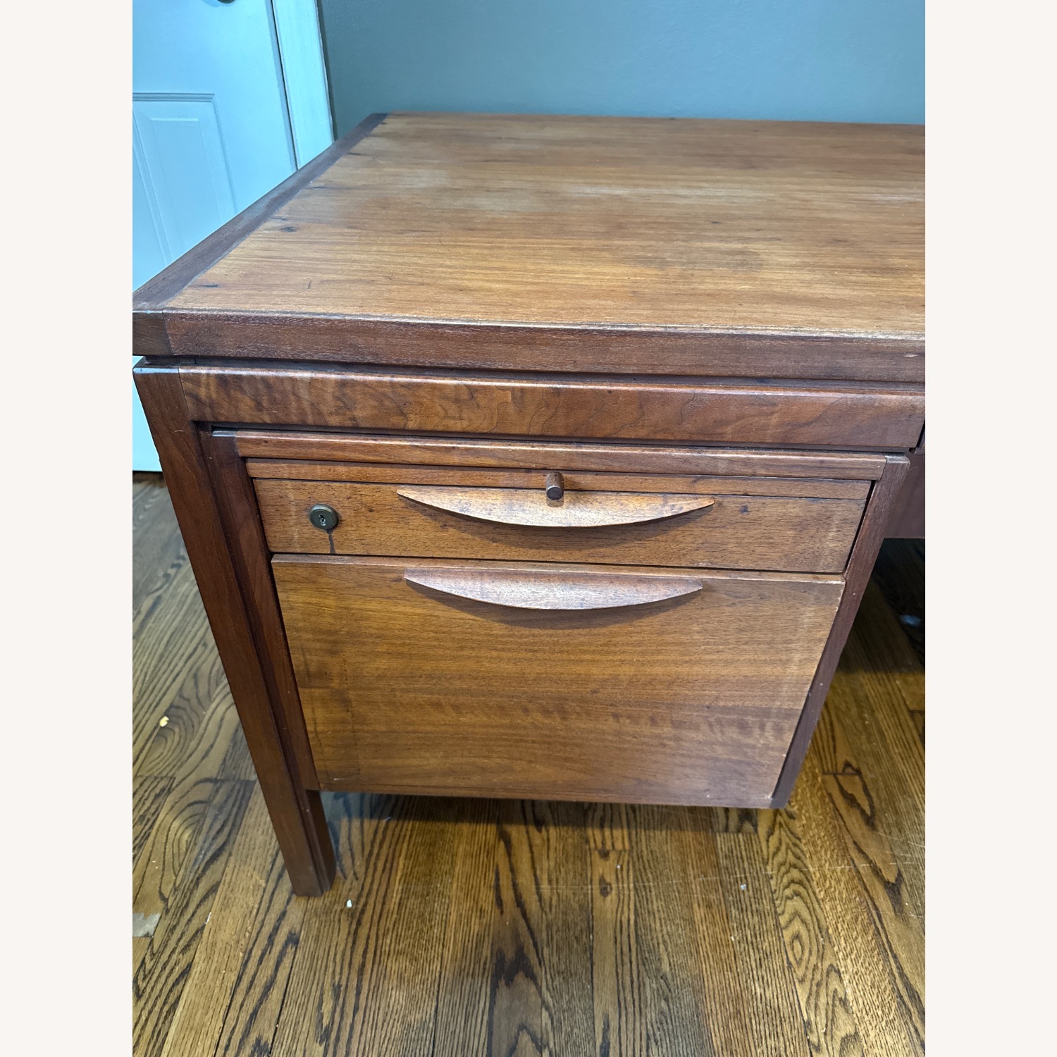 Jens Risom MCM Mid Century Walnut Executive Desk - image-3