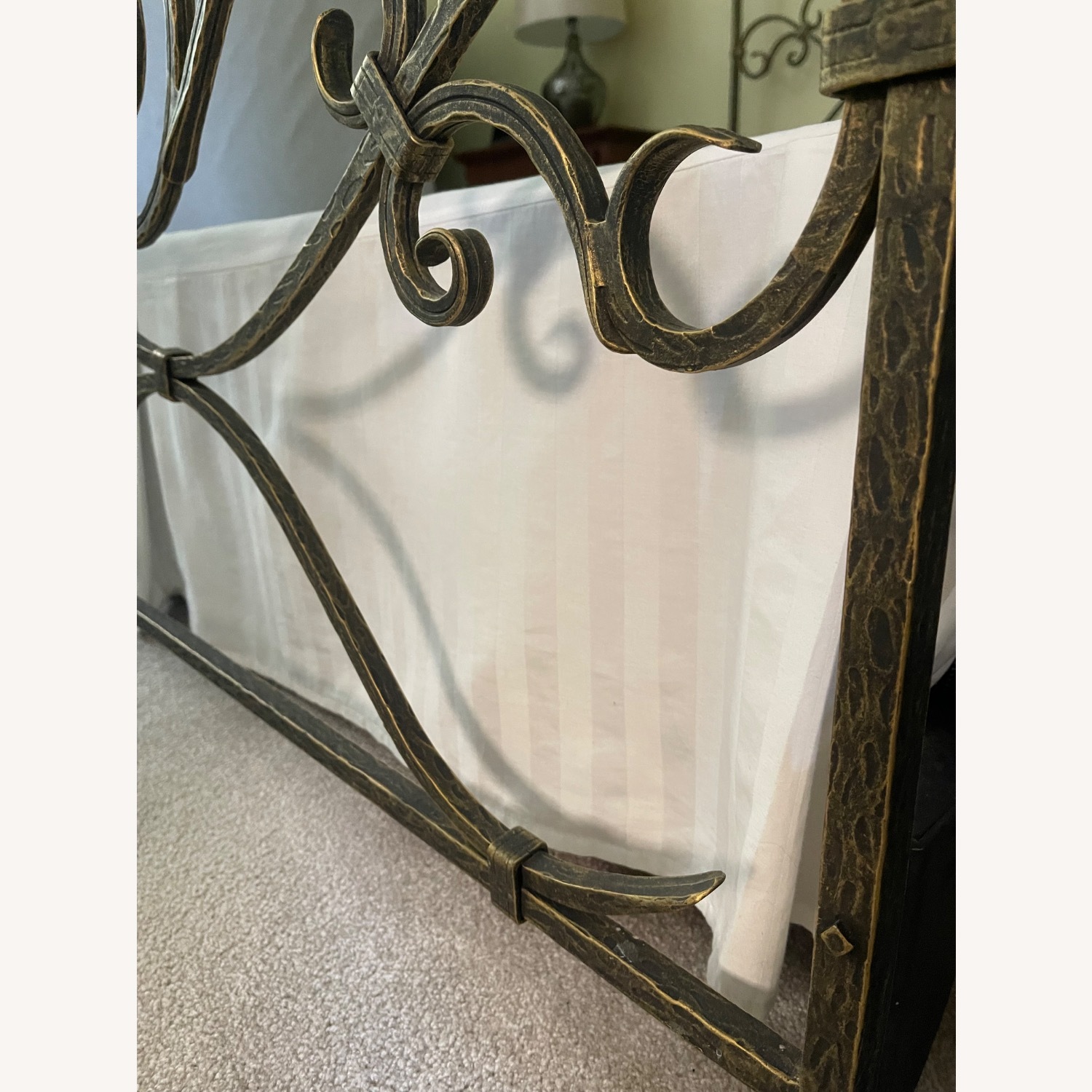 Claudio Rayes Bed #20 Wrought Iron Queen Bed - image-9