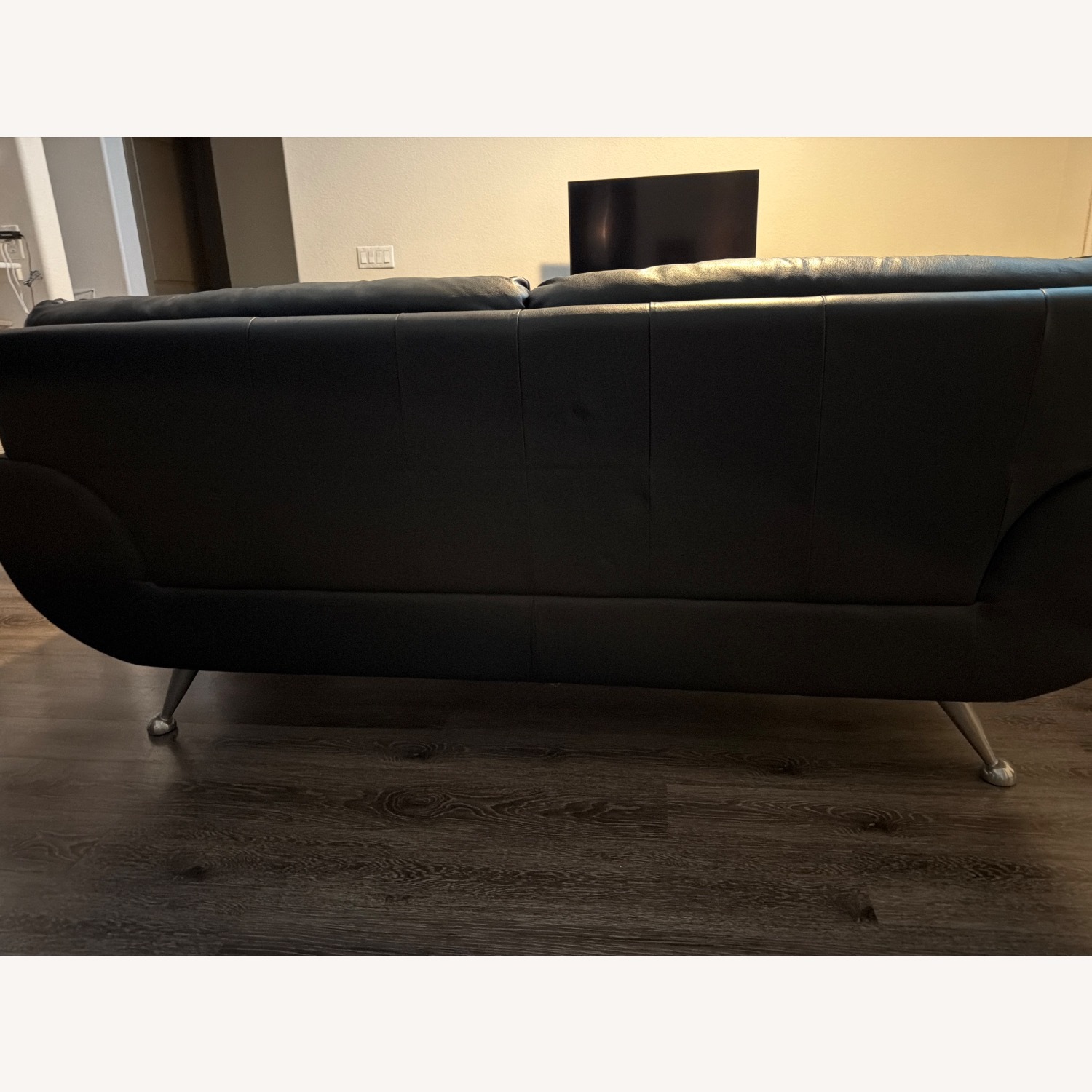 Nicoletti Leather Couch - image-4