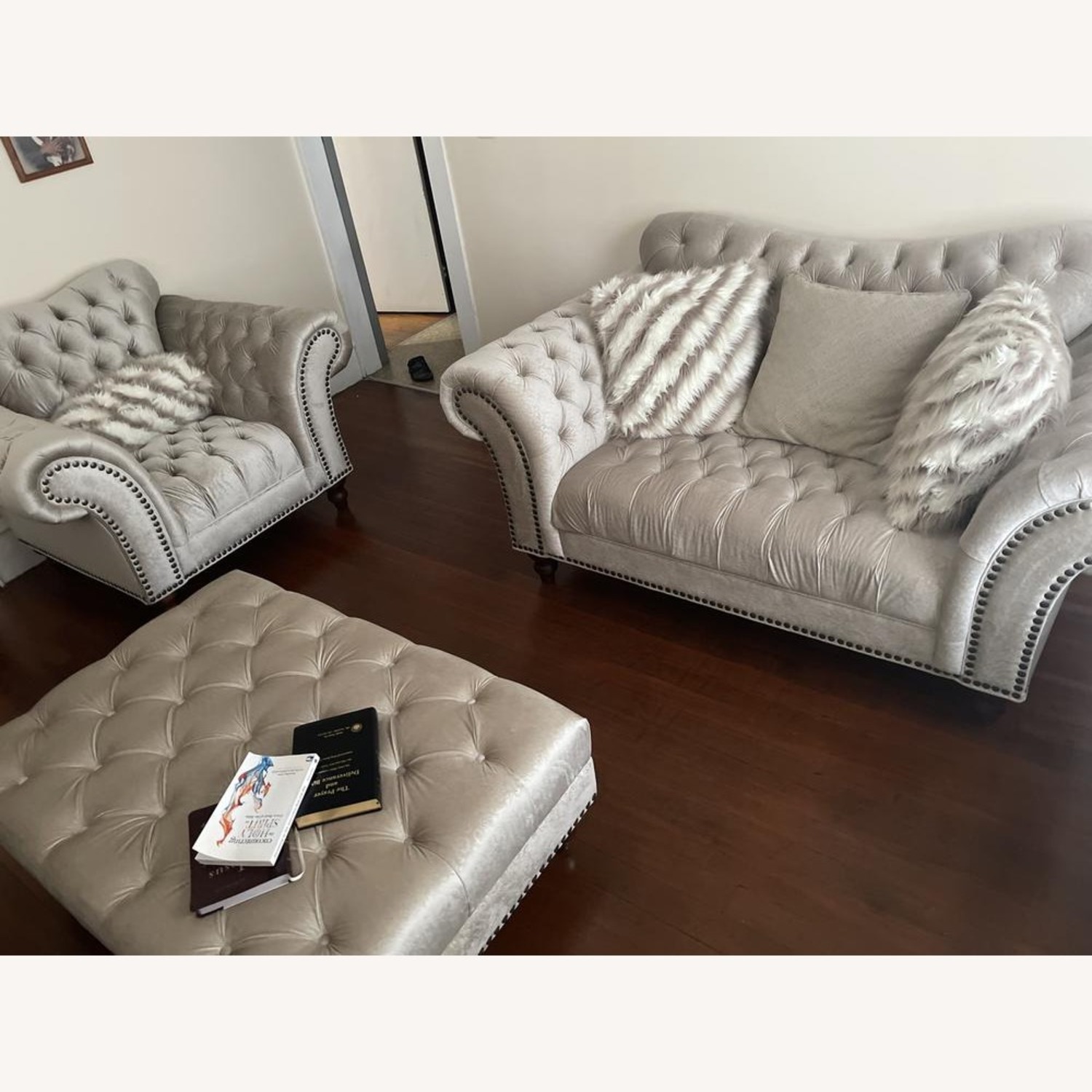 Raymour & Flanigan 3+ Seater Sofa - image-6