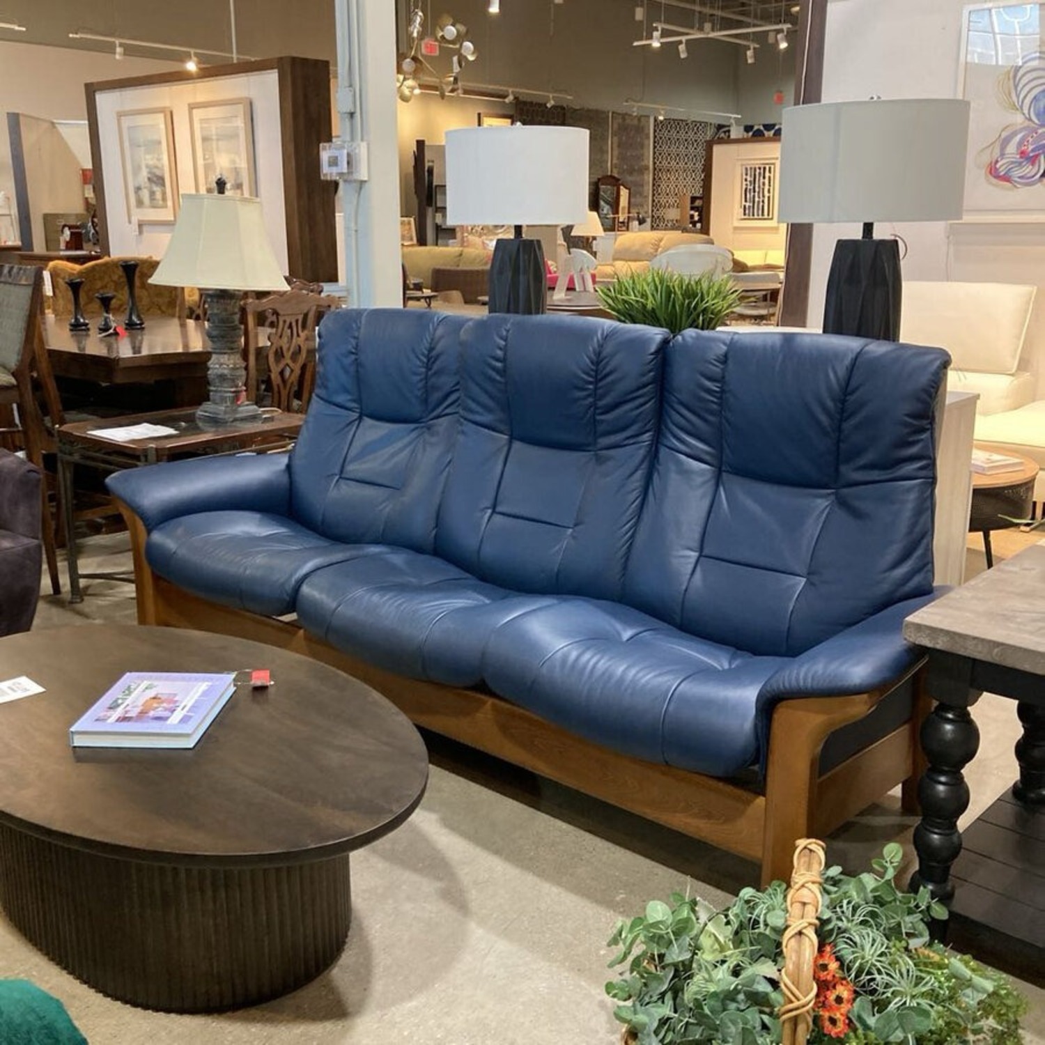 Stressless Buckingham High-Back 3-Seat Sofa - image-3