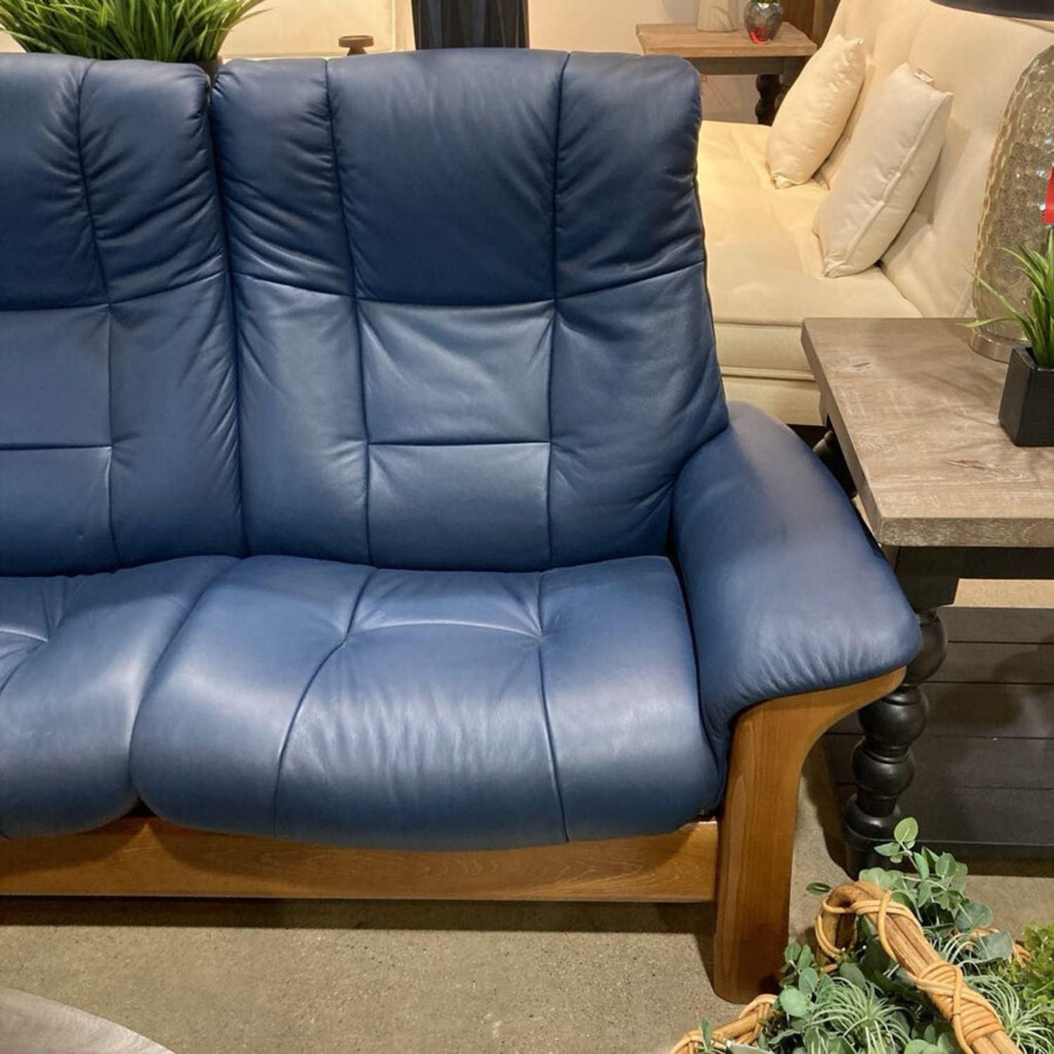 Stressless Buckingham High-Back 3-Seat Sofa - image-4