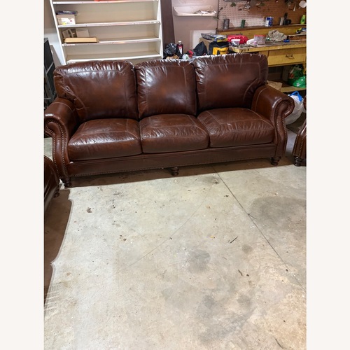 Used Leathercraft Furniture 3+ Piece Sectional for sale on AptDeco