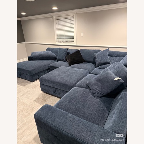 Used 3+ Sectional Sofa for sale on AptDeco