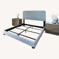 Mercury Row Blue Delp Queen Bed 