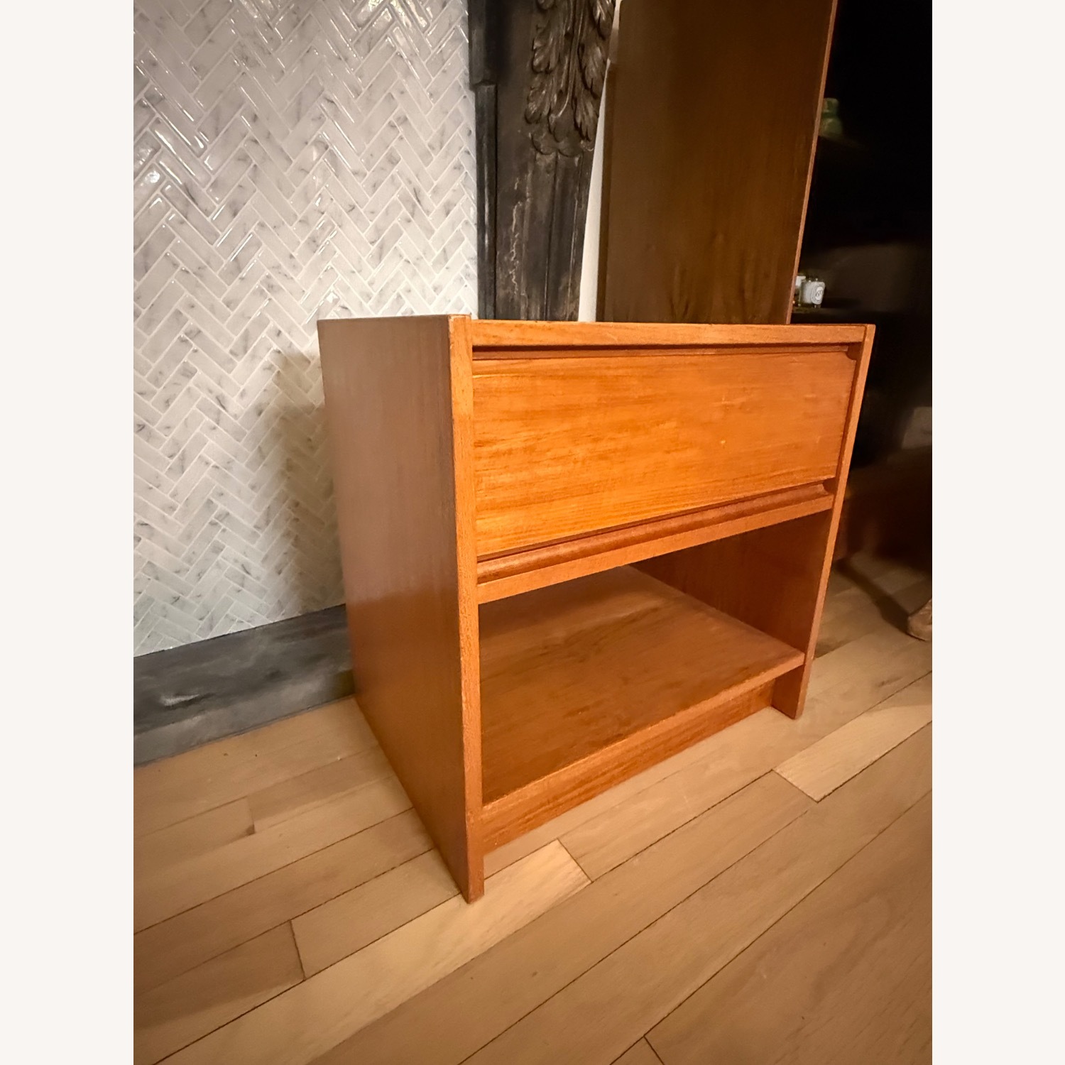 Mid-Century Teak Nightstand with Dovetail Drawer - image-5