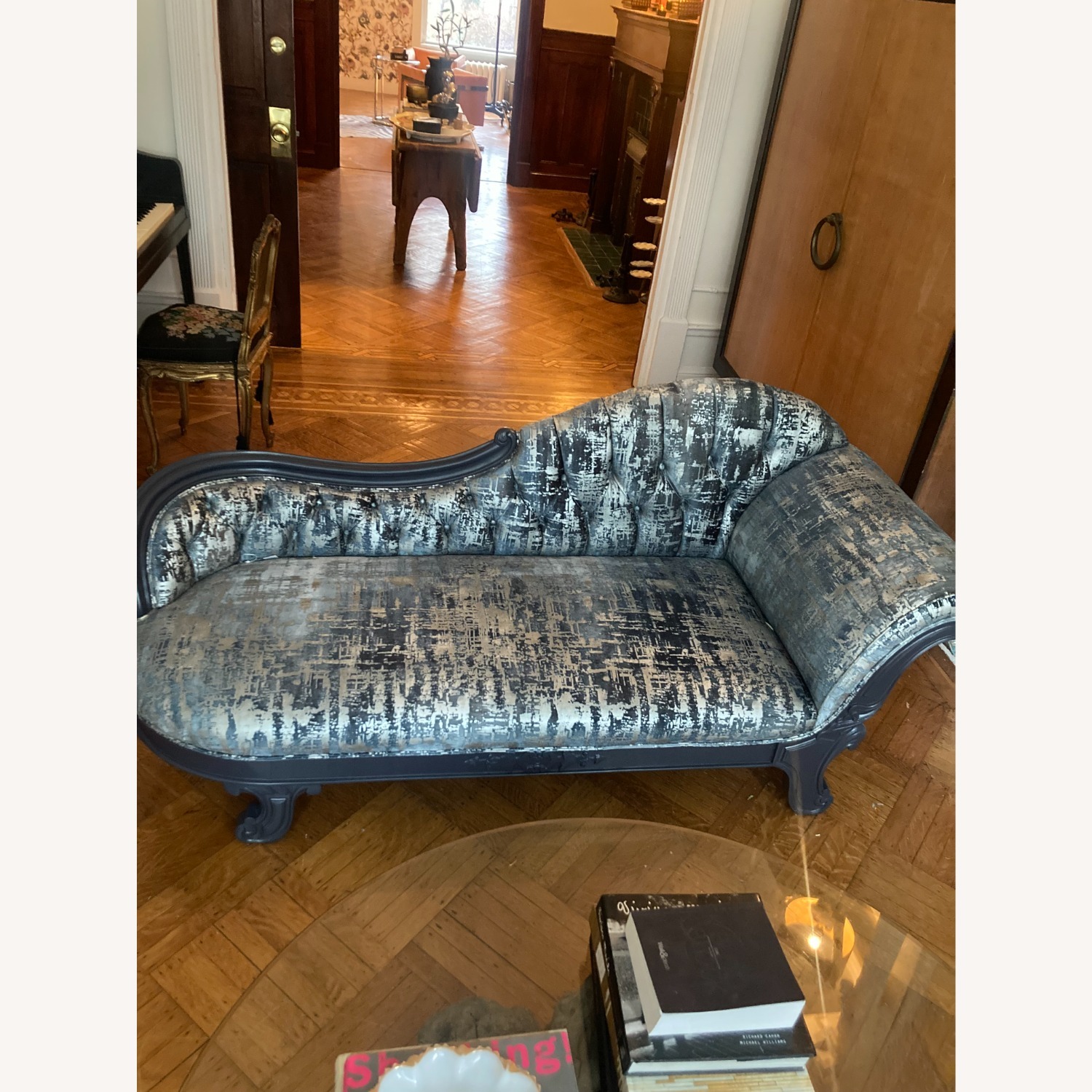 Victorian Carved Chaise Lounge - image-2