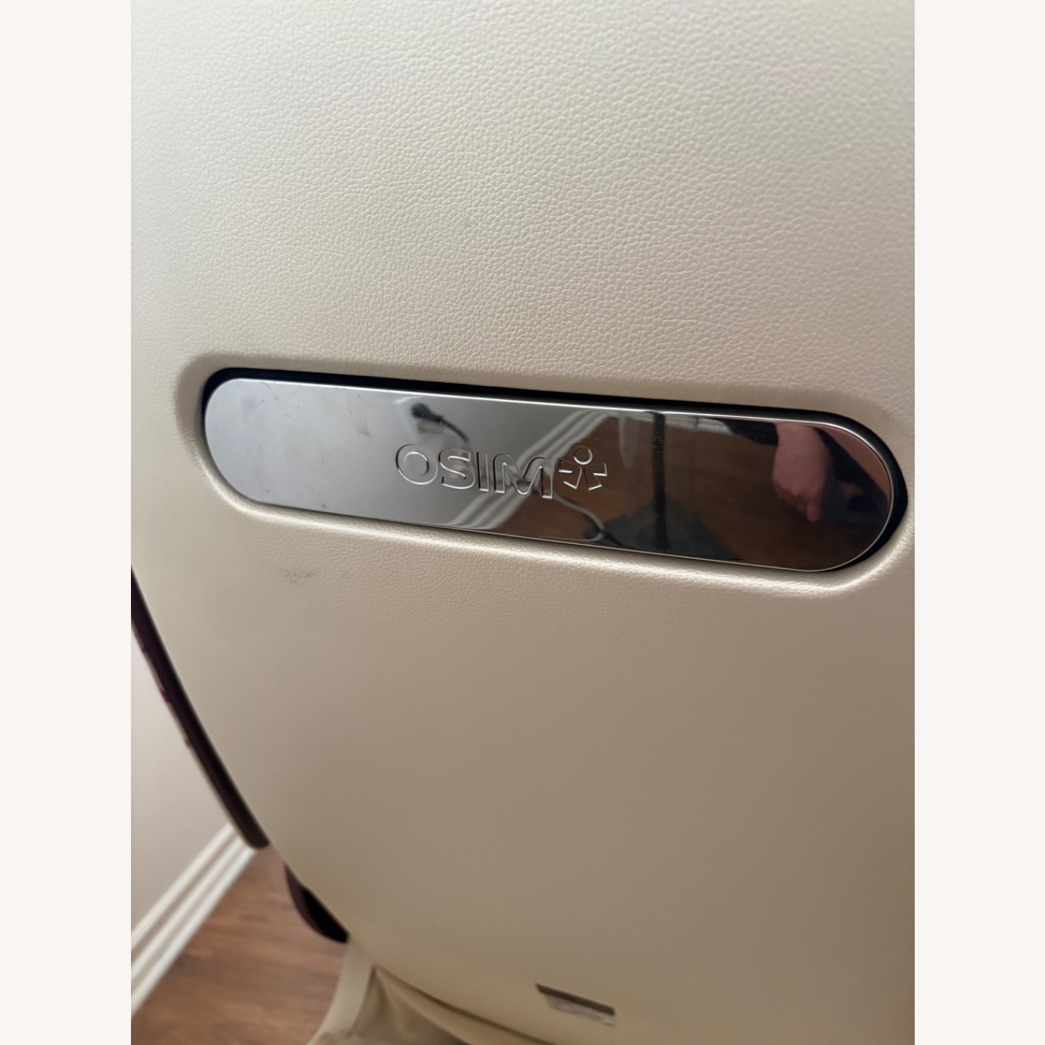 Osim uLove Heated Recliner Massage Chair - image-3