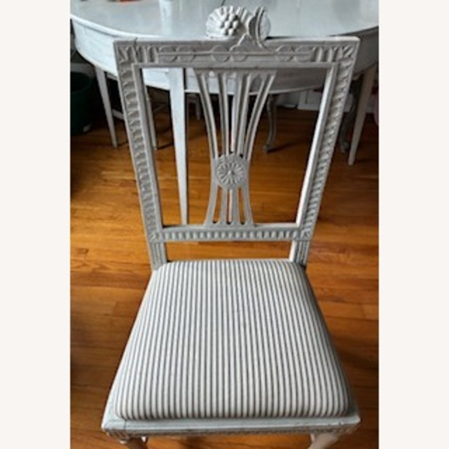 Luxury Scandinavian Design Dining Table - image-11