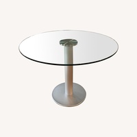 Design Within Reach Stua Jesus Gasca’s Zero Pedestal Table