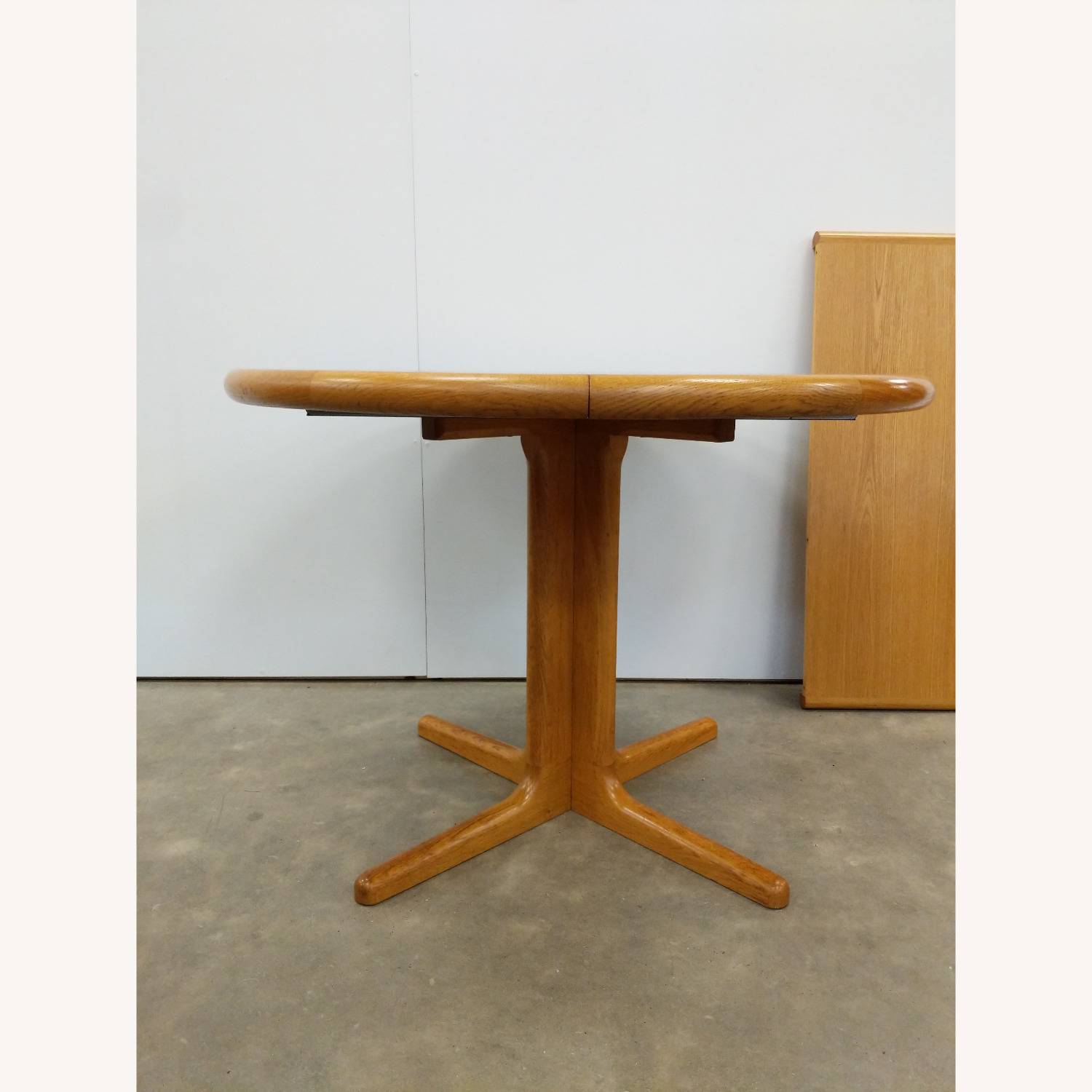 Vintage Mid Century Oak Extendable Dining Table - image-6