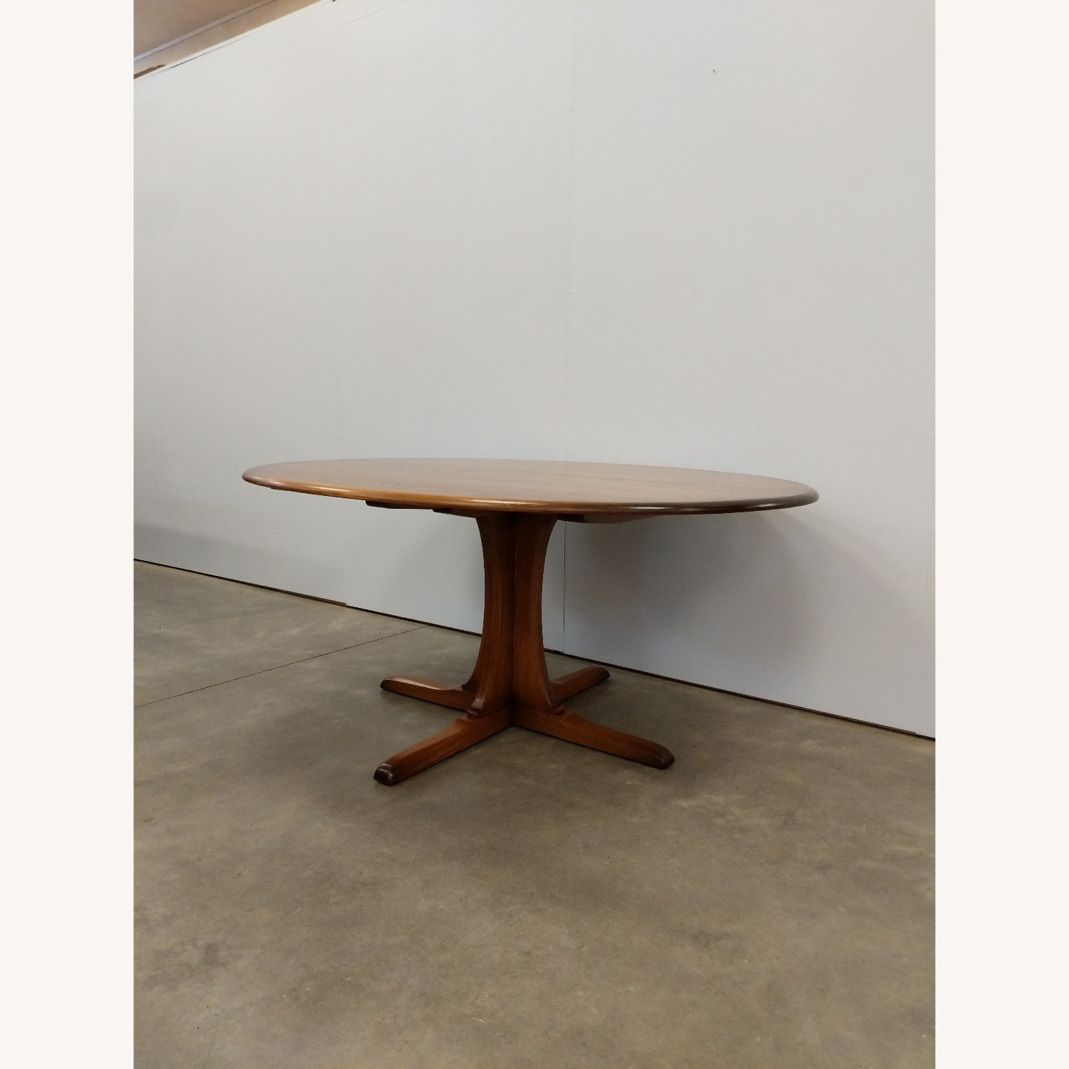 Vintage Southwold Pedestal Dining Table by Ercol - image-3