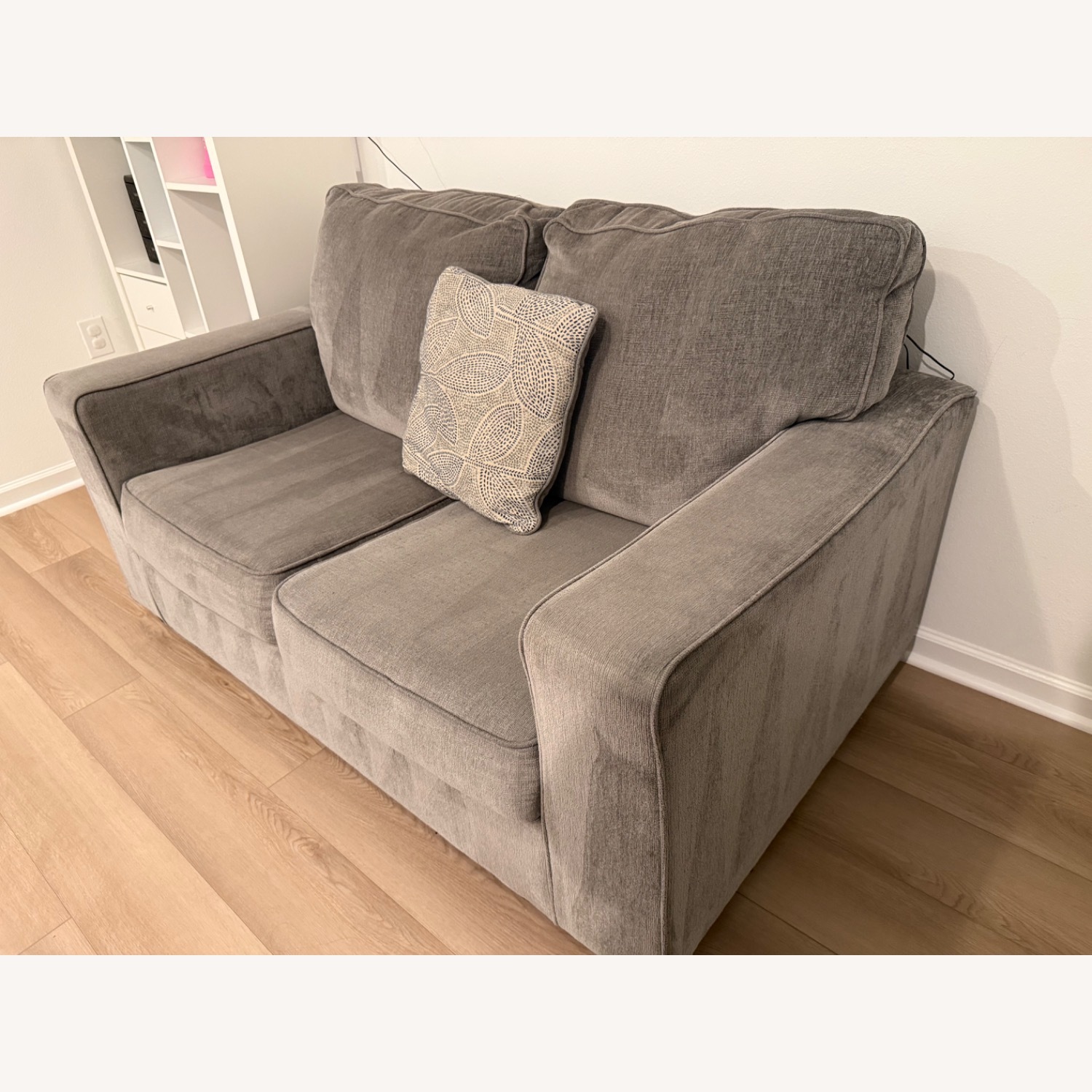 Altari Loveseat  - image-3