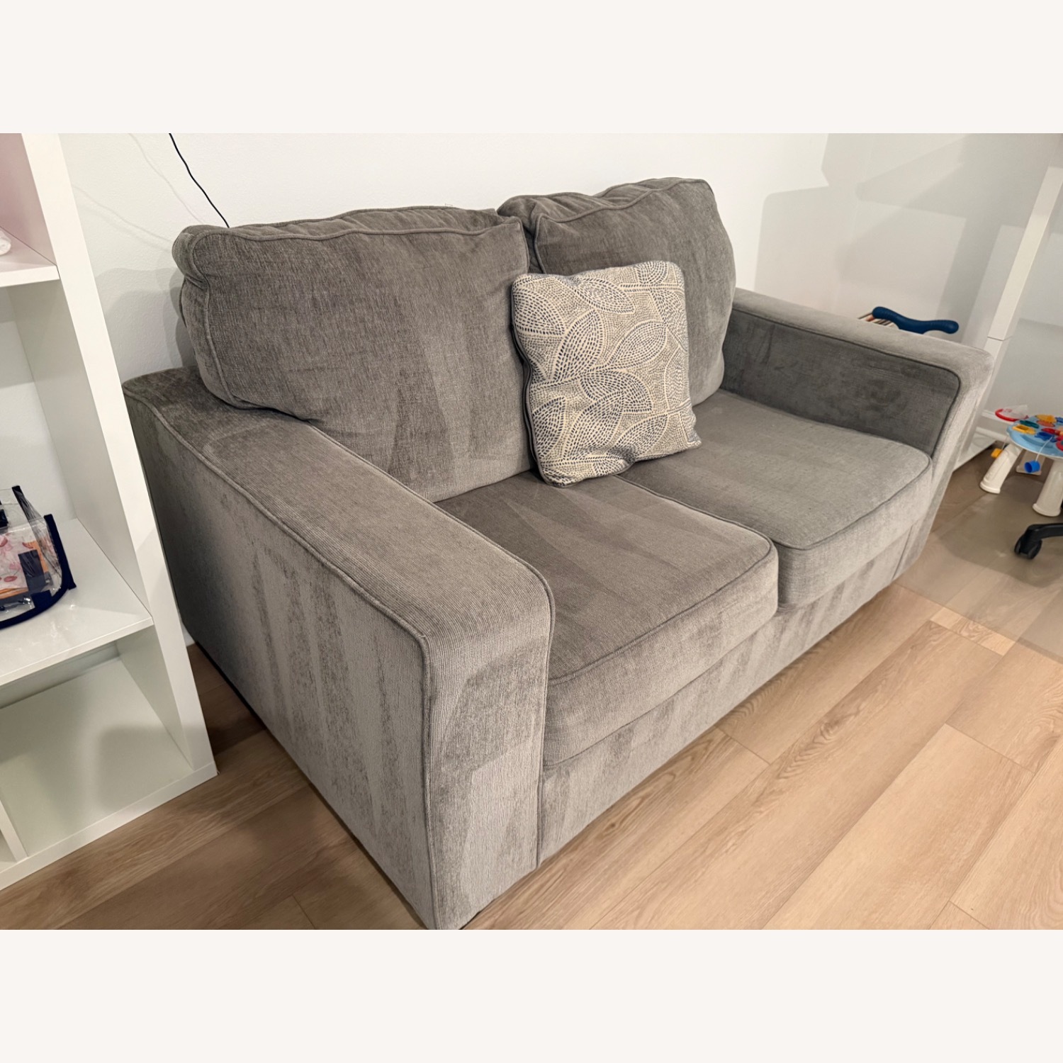 Altari Loveseat  - image-2