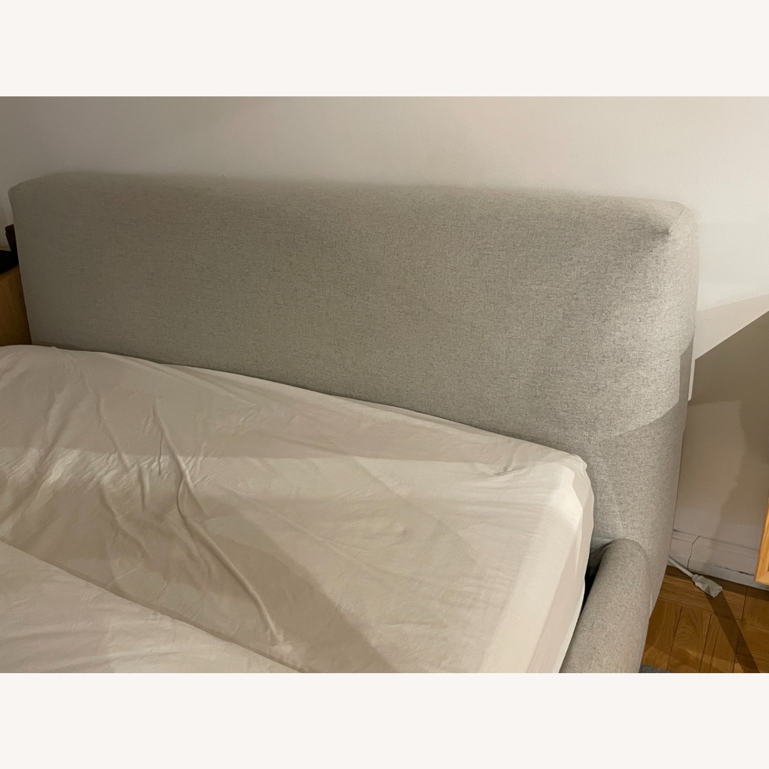 EQ3 Cello Light Gray Queen Bed with Storage - image-3