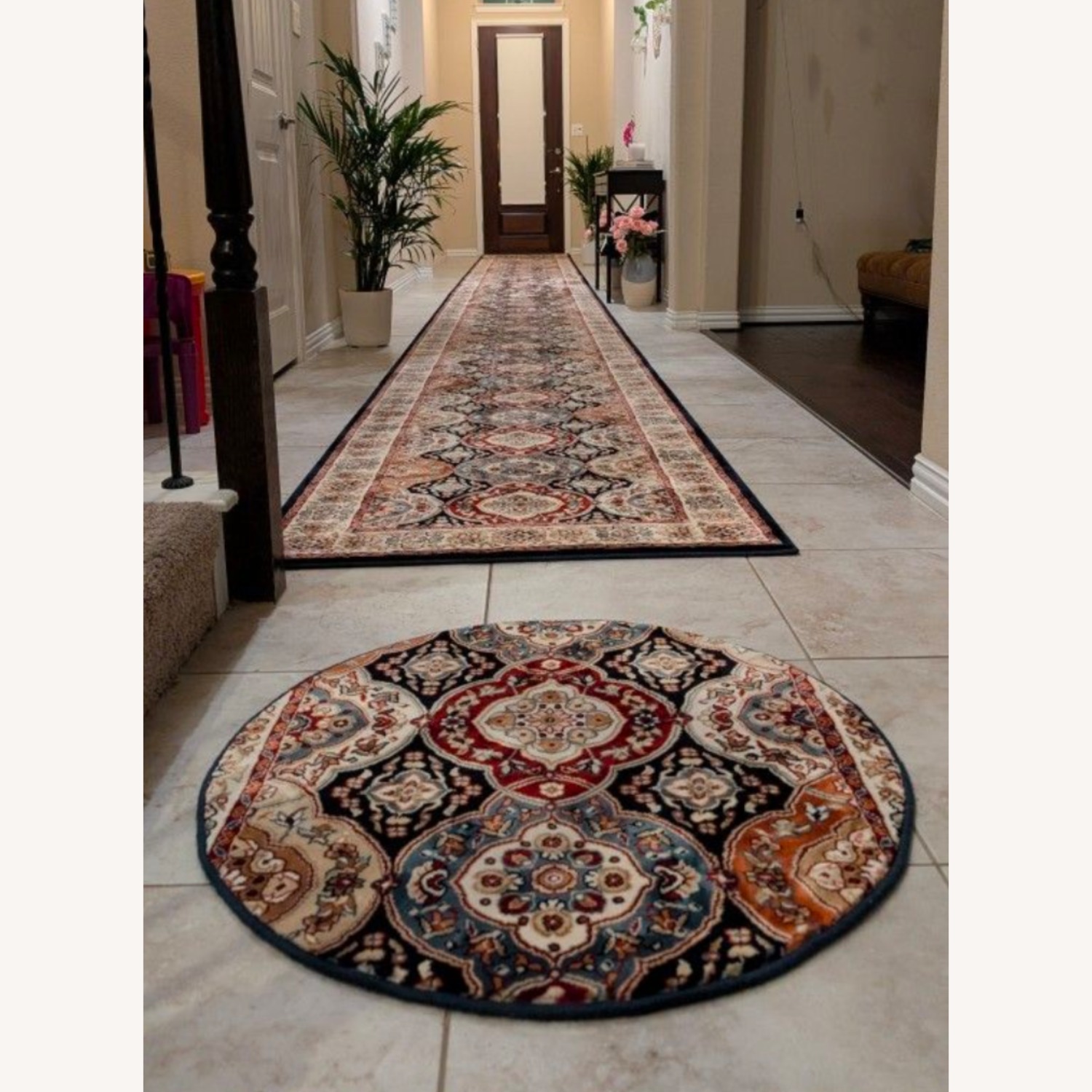 Elegant Patterned Rug Set - image-2