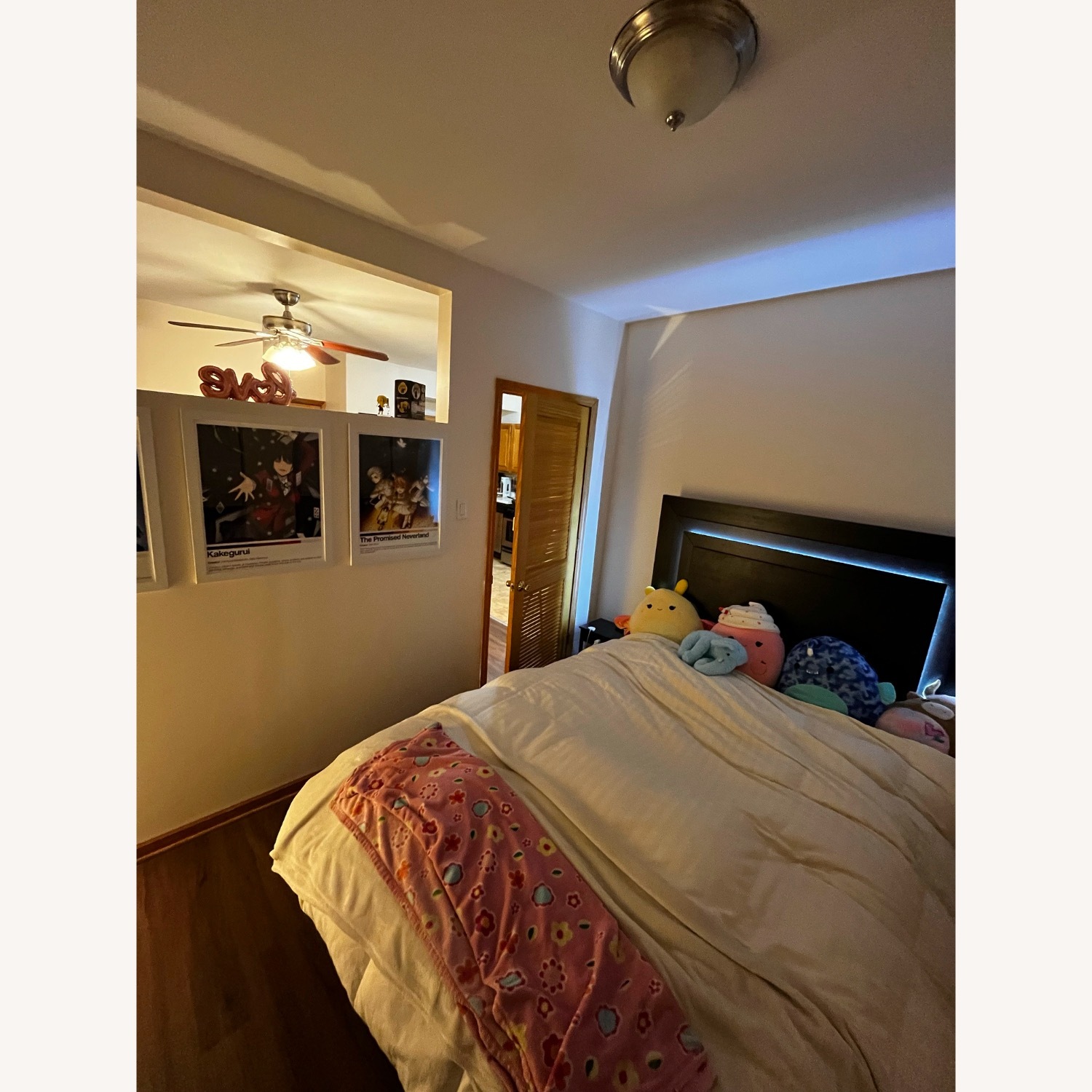 Cosmopolitan Queen Black Storage Platform Bed - image-2