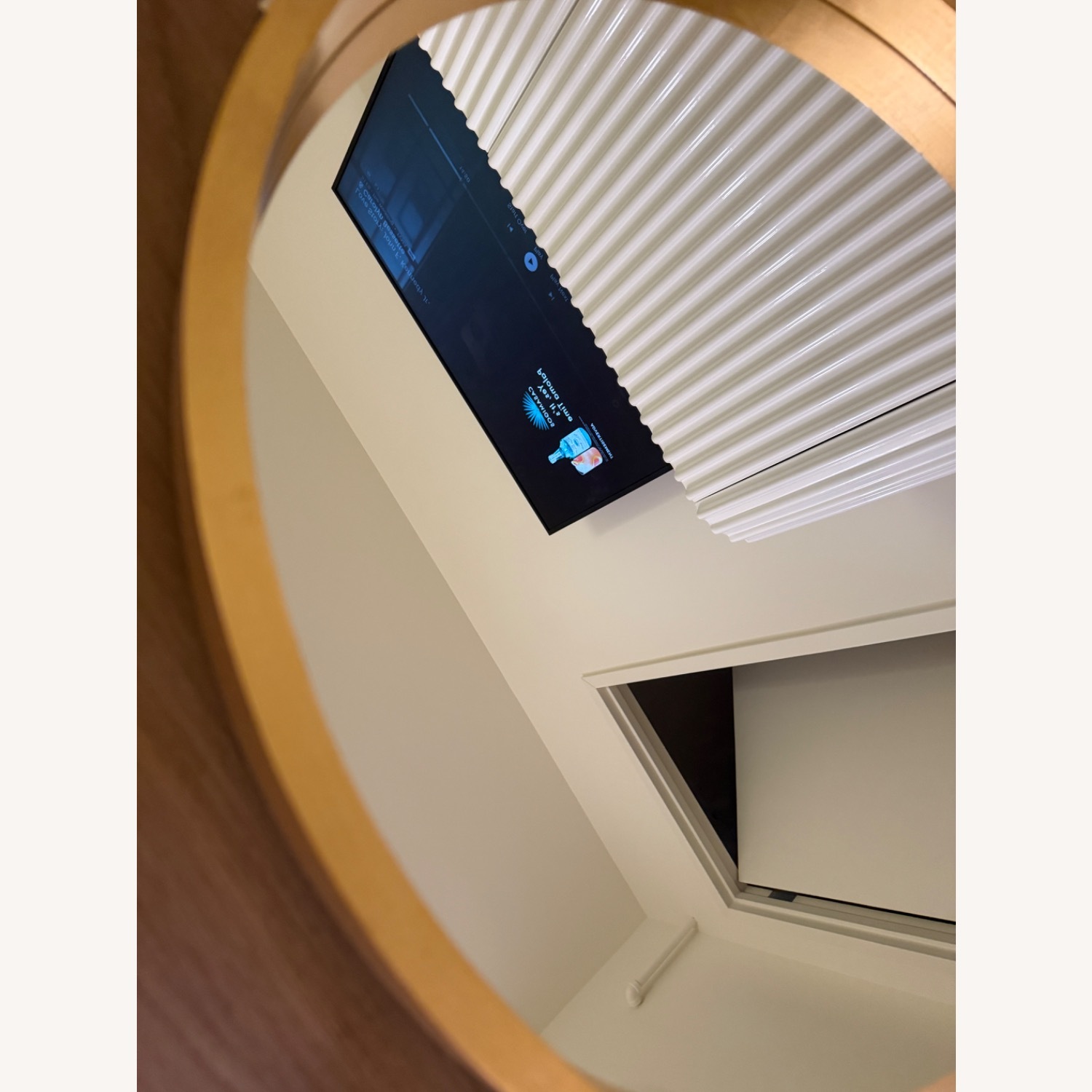 Pottery Barn Gold Round Mirror 21.6” Diameter - image-2