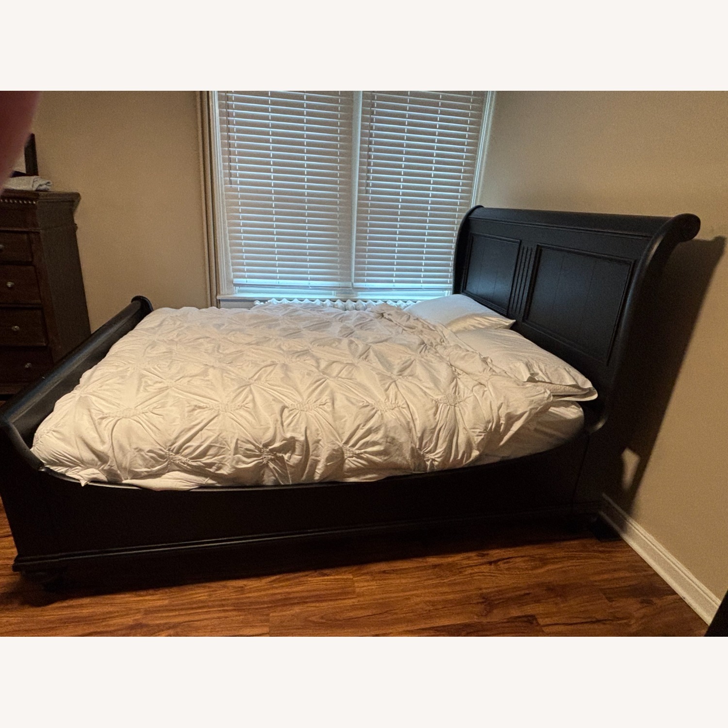 Ethan Allen Black Wood Full Bed - image-3