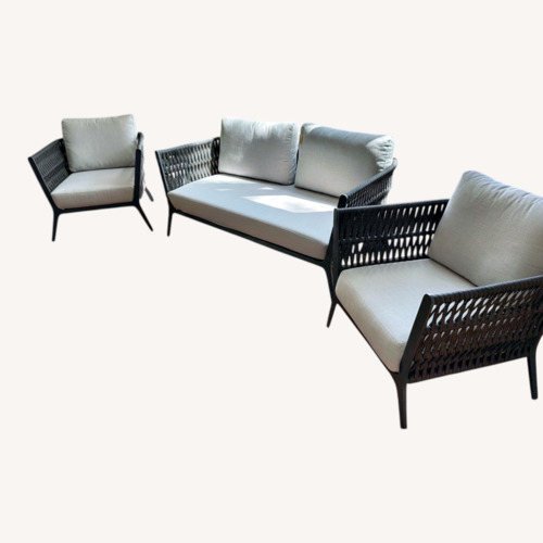 Used Outdoor Furniture Set for sale on AptDeco