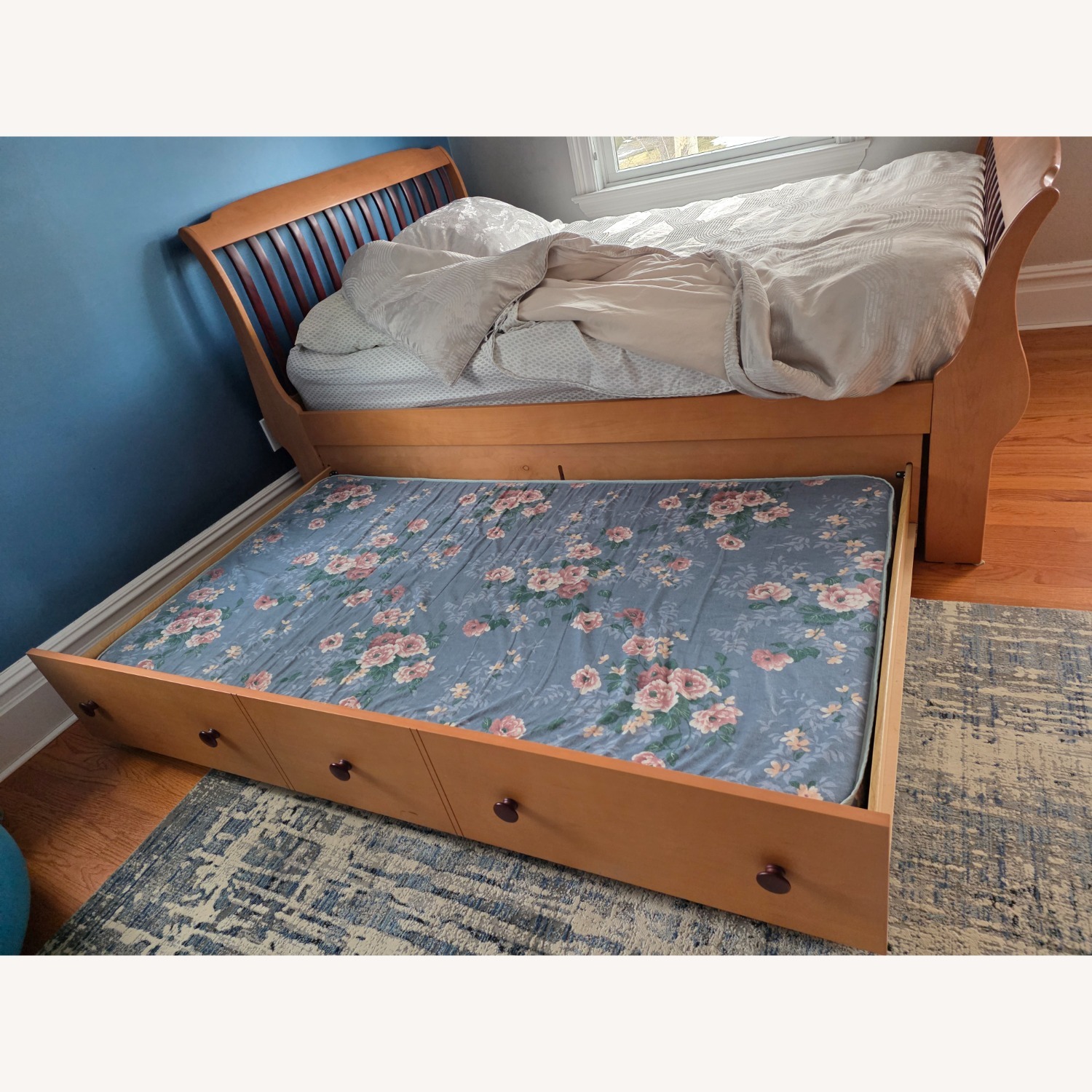 Ragassi Wood Full Bed with Trundle - image-4