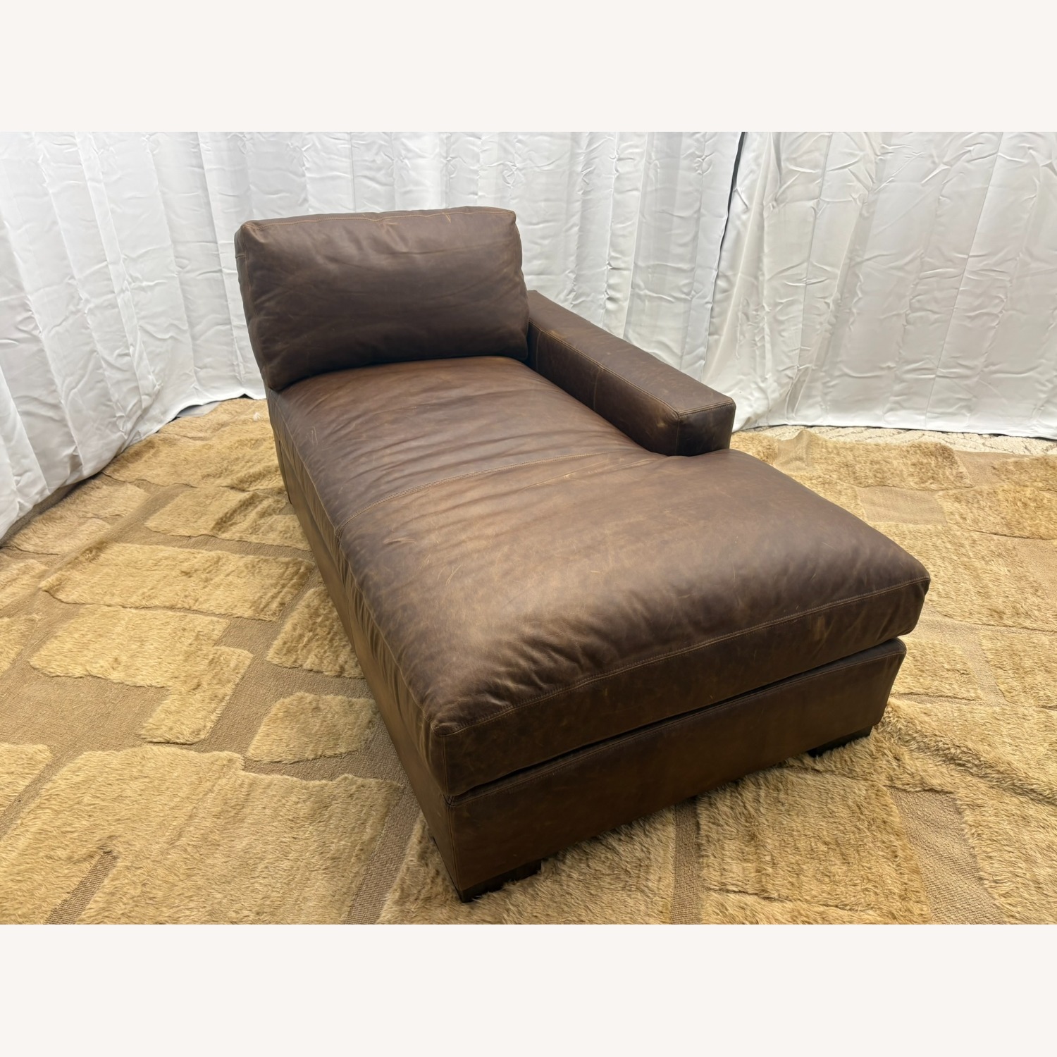RH Maxwell Leather Right-Arm Chaise - image-20
