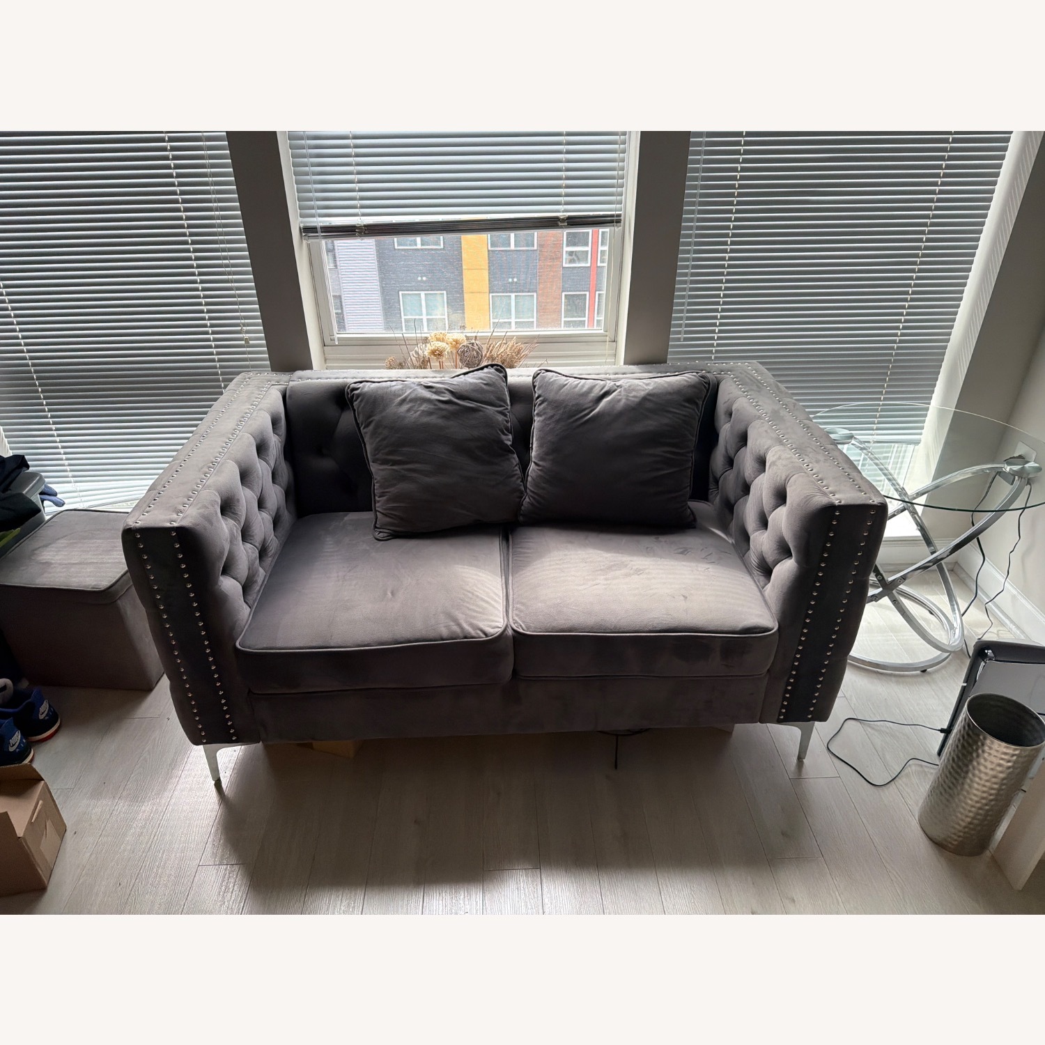 House of Hampton Light Gray Velvet Loveseat - image-2