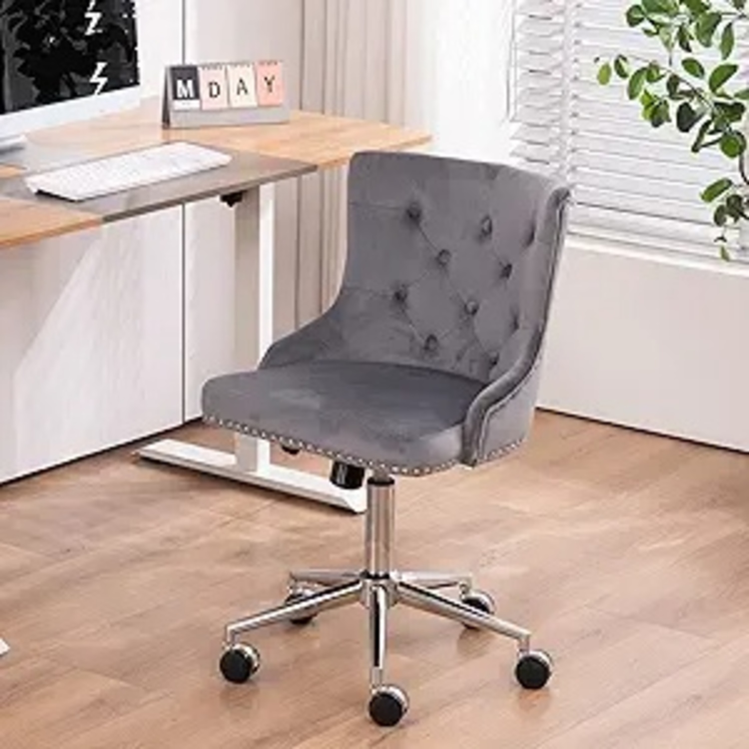 Light Gray Fabric Office Chair - image-4