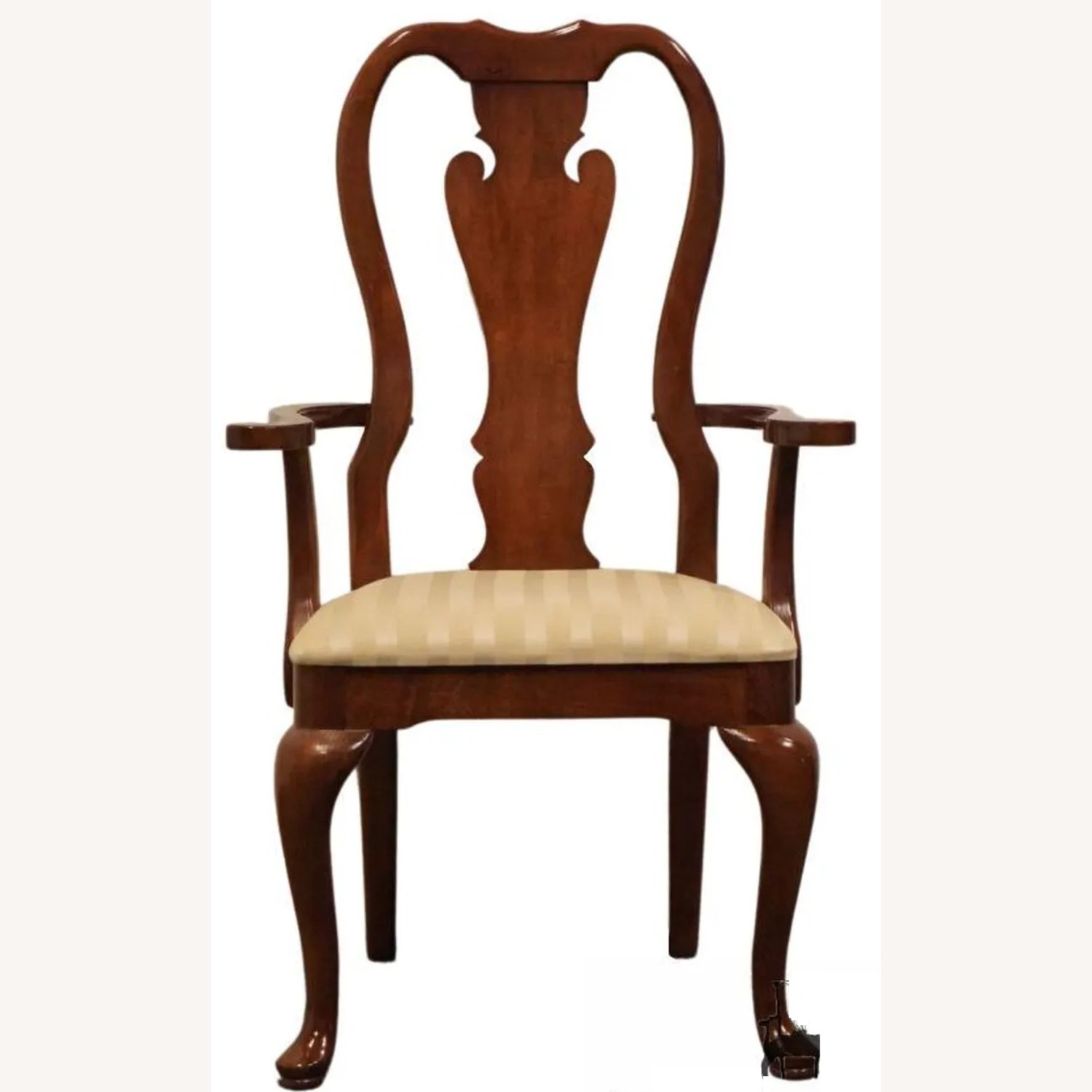 Thomasville Queen Anne Dining Table and Chairs - image-3