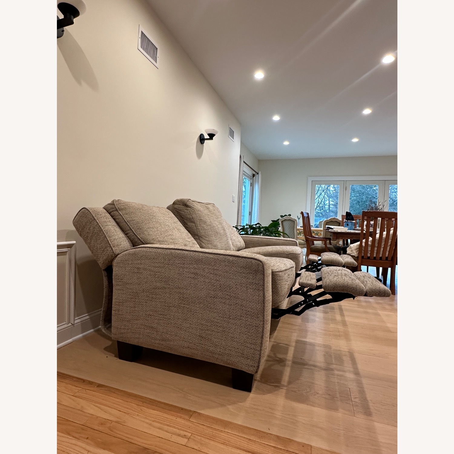 Power Reclining 3+ Seat Fabric Sofa - image-9