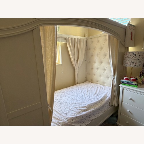 Used Pottery Barn Kids Blythe Carriage Wood Twin Bed for sale on AptDeco