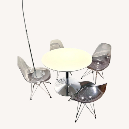 Used White Dining Table for sale on AptDeco