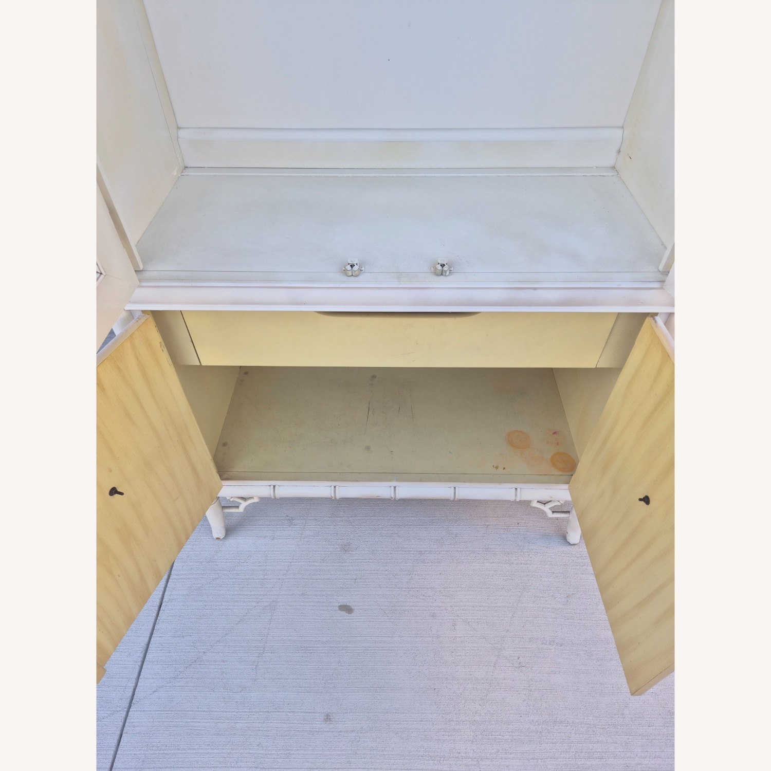 Thomasville Allegro Faux Bamboo China Cabinet - image-10