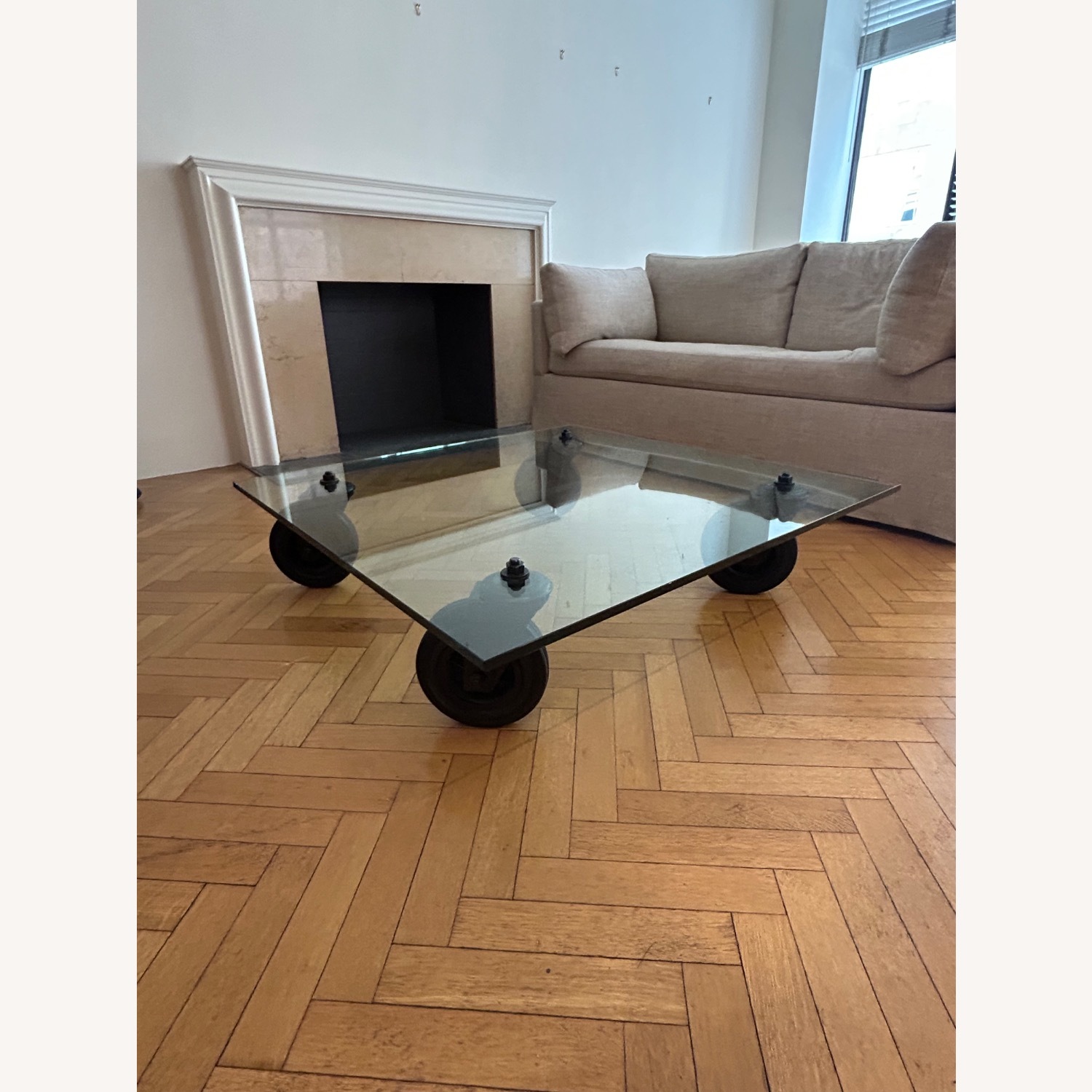 Tavolo Con Route Glass Coffee Table - image-1