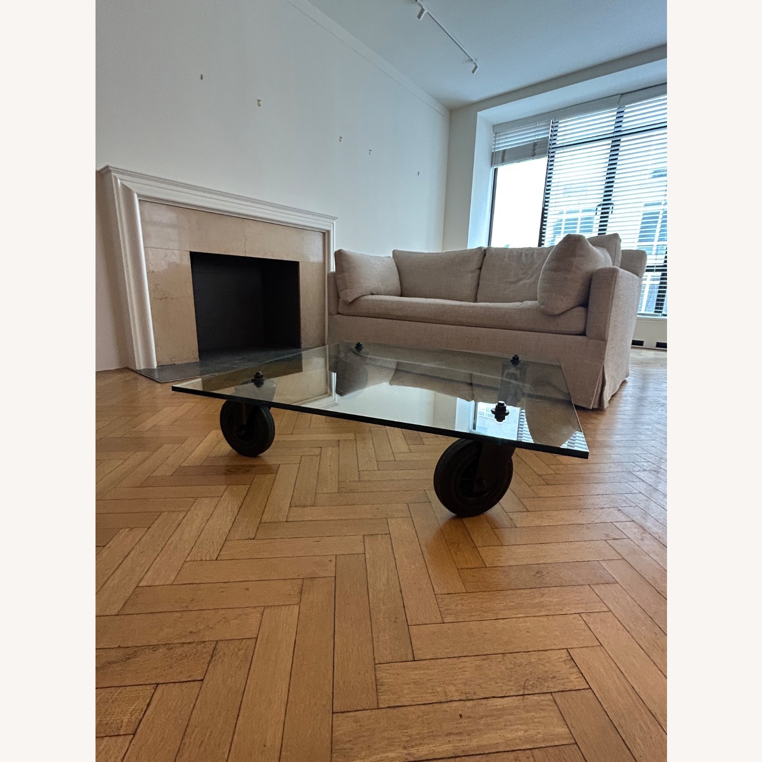 Tavolo Con Route Glass Coffee Table - image-2