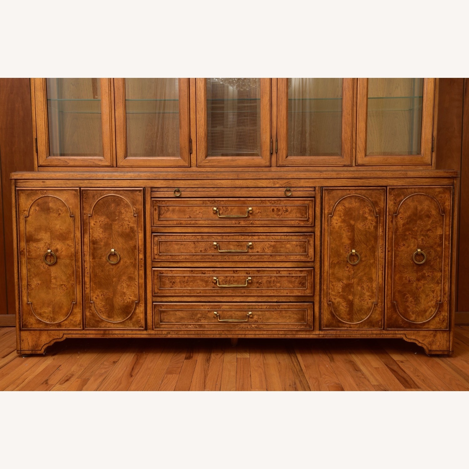Tomlinson Companies Wood Sideboard - image-10