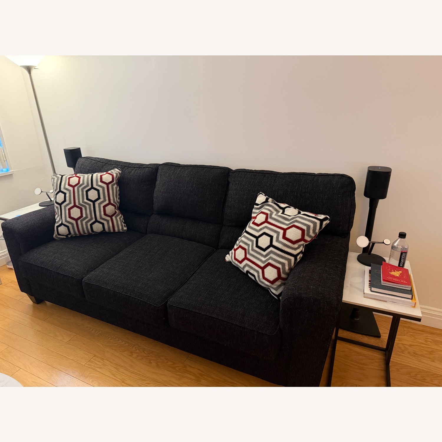 Bob's Discount Furniture Calvin Queen Sleeper Sofa - image-1