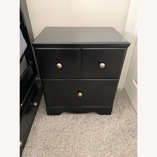 Used Ashley Furniture Black Nightstands for sale on AptDeco