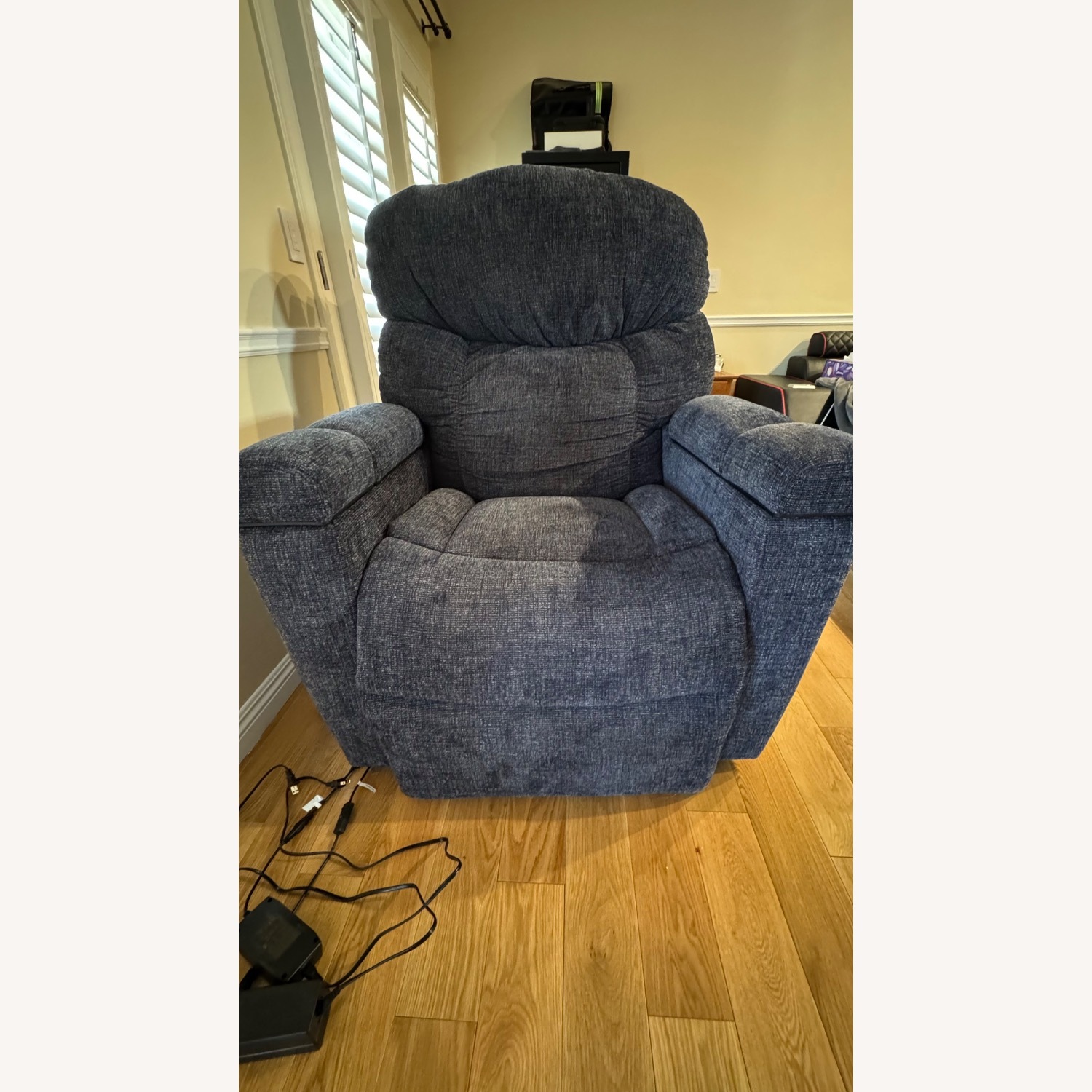 Blue Recliner - image-3