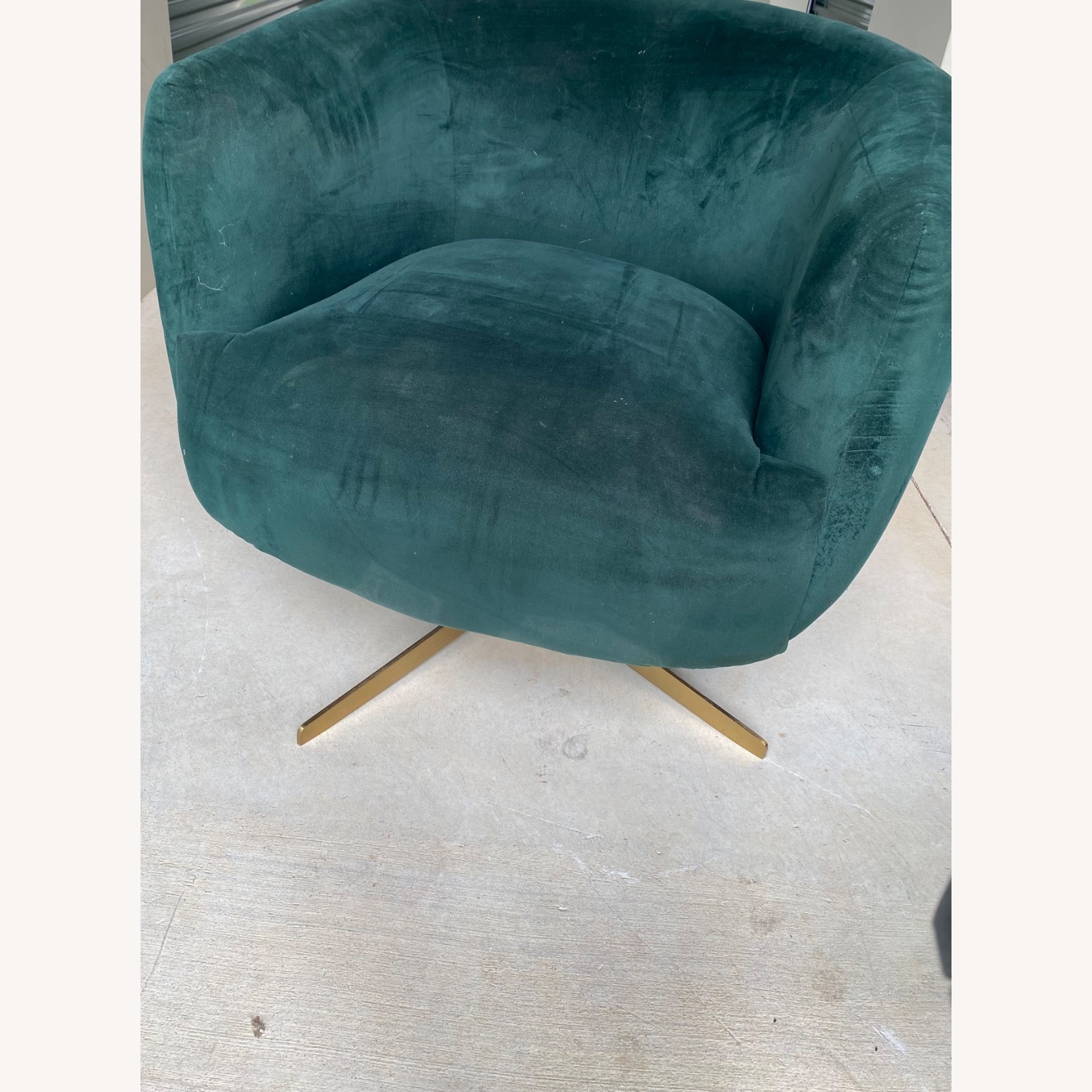 Morpho Swivel Velvet Armchair Opalhouse - image-3