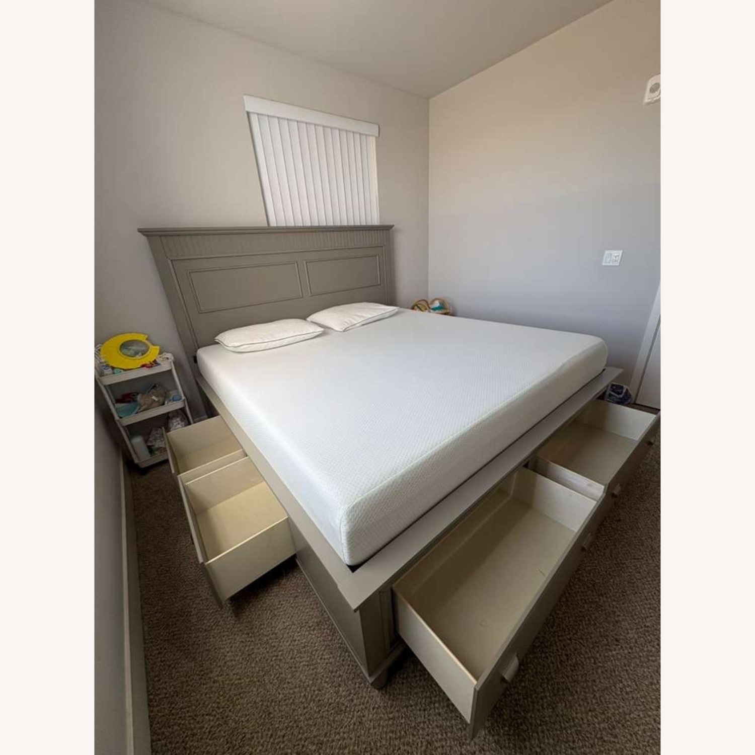 Bob's Discount Furniture Light Gray Wood Full Bed - image-3