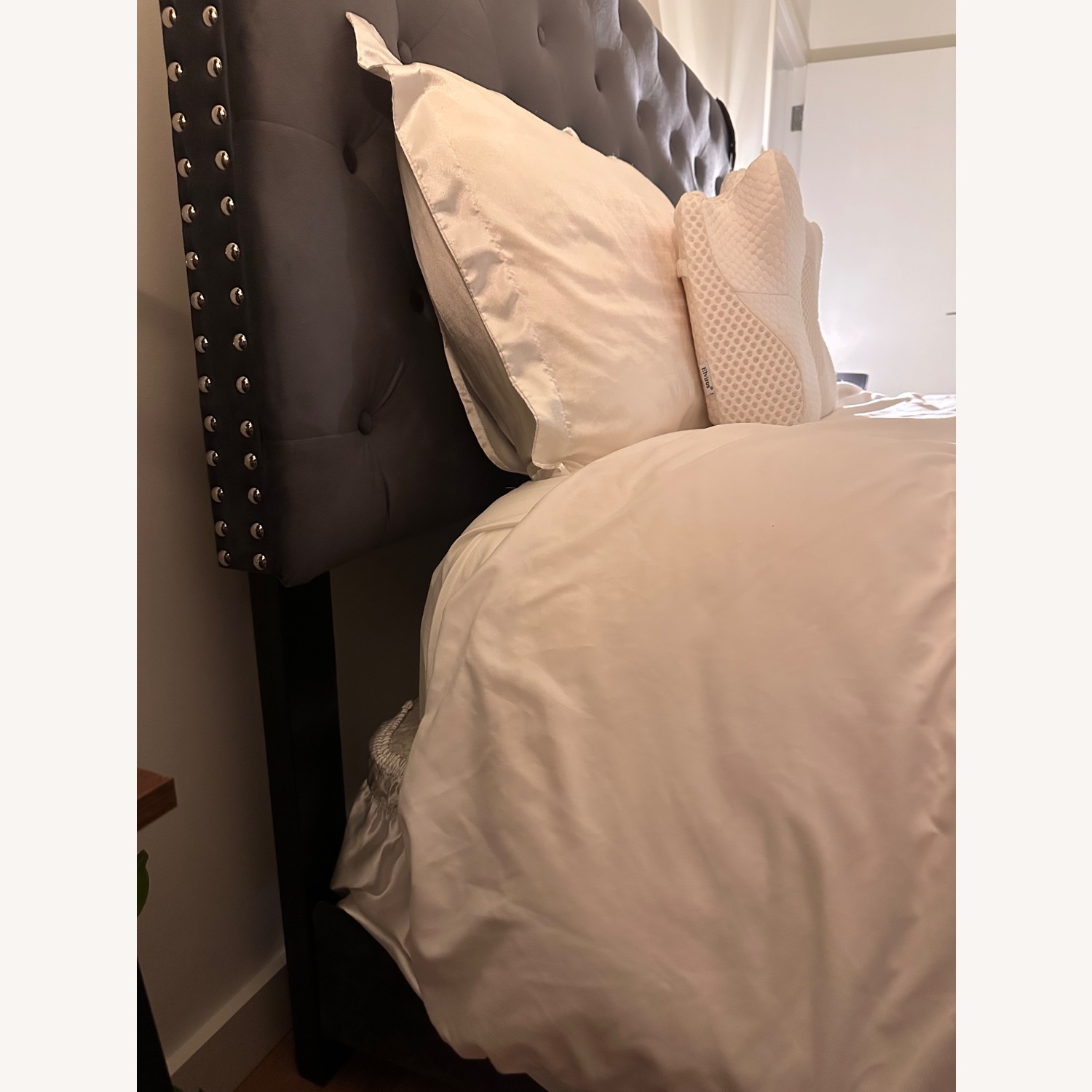 Baxton Studio Candace Dark Gray Velvet Queen Bed - image-5